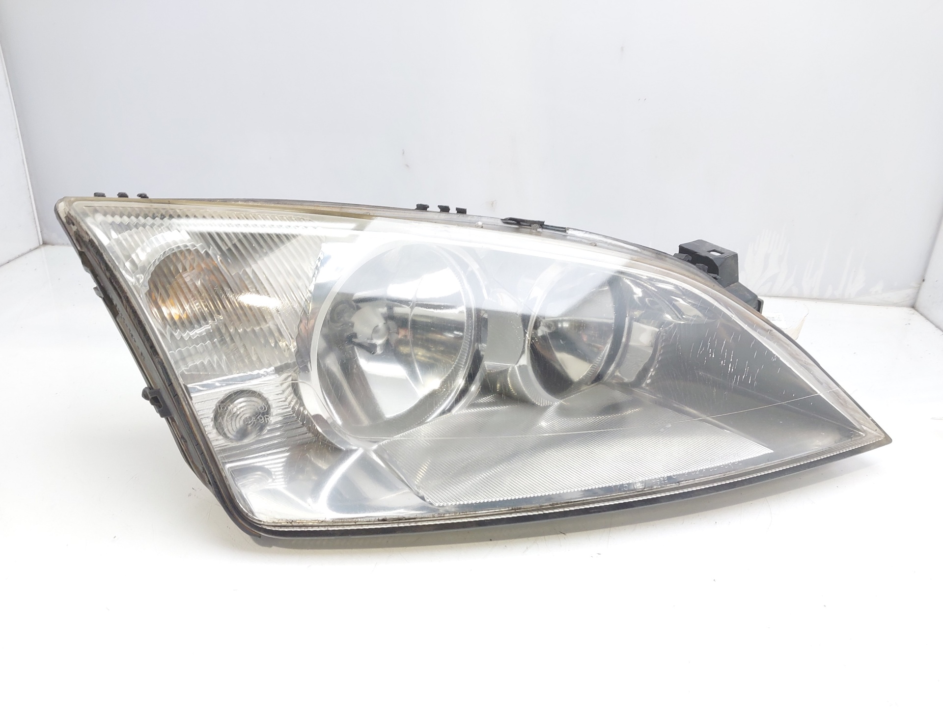 FORD Mondeo 3 generation (2000-2007) Front Right Headlight 1S7113005SE 24120365
