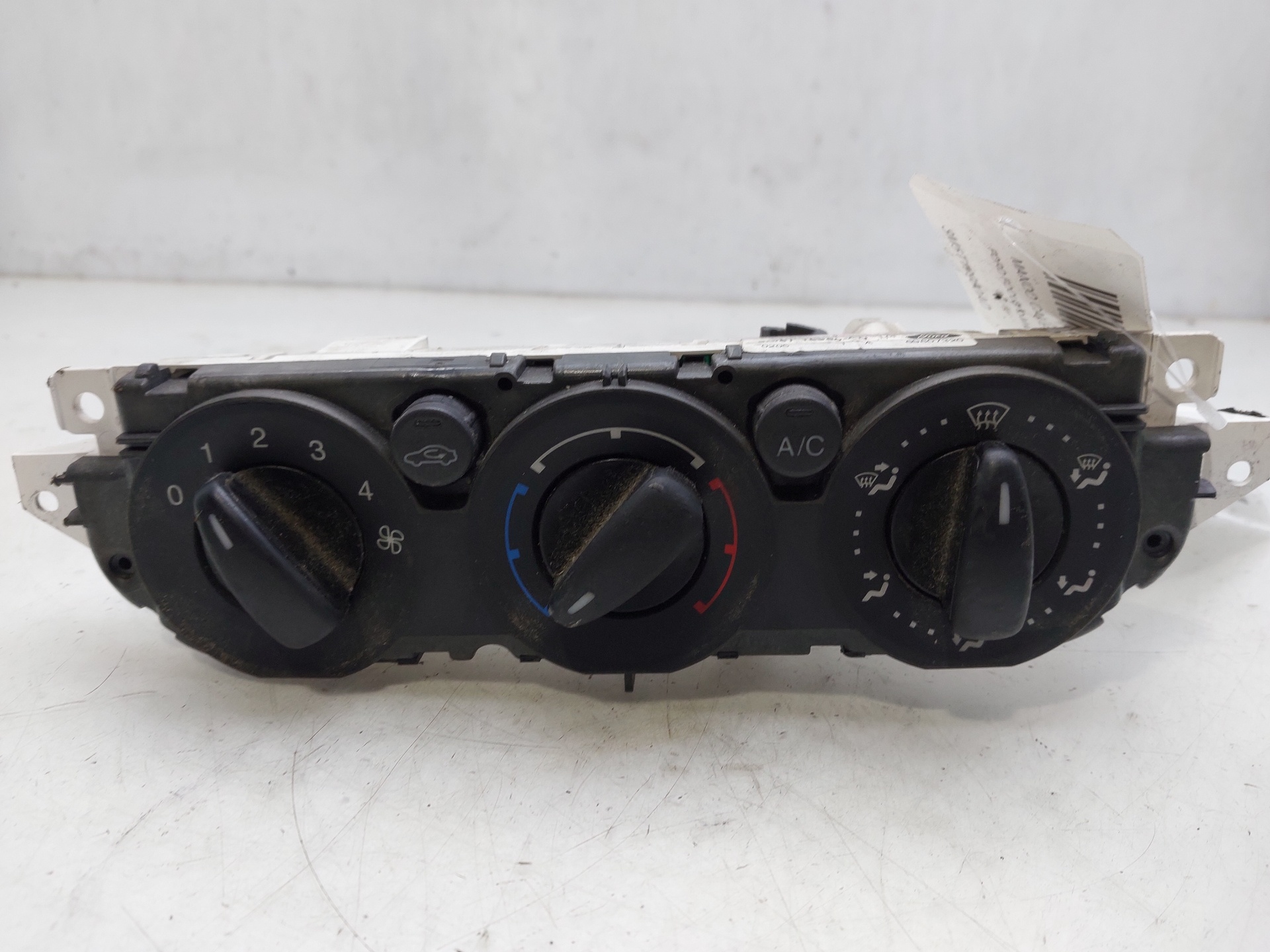 FORD C-Max 1 generation (2003-2010) Climate  Control Unit 3M5T19980AD 24769147