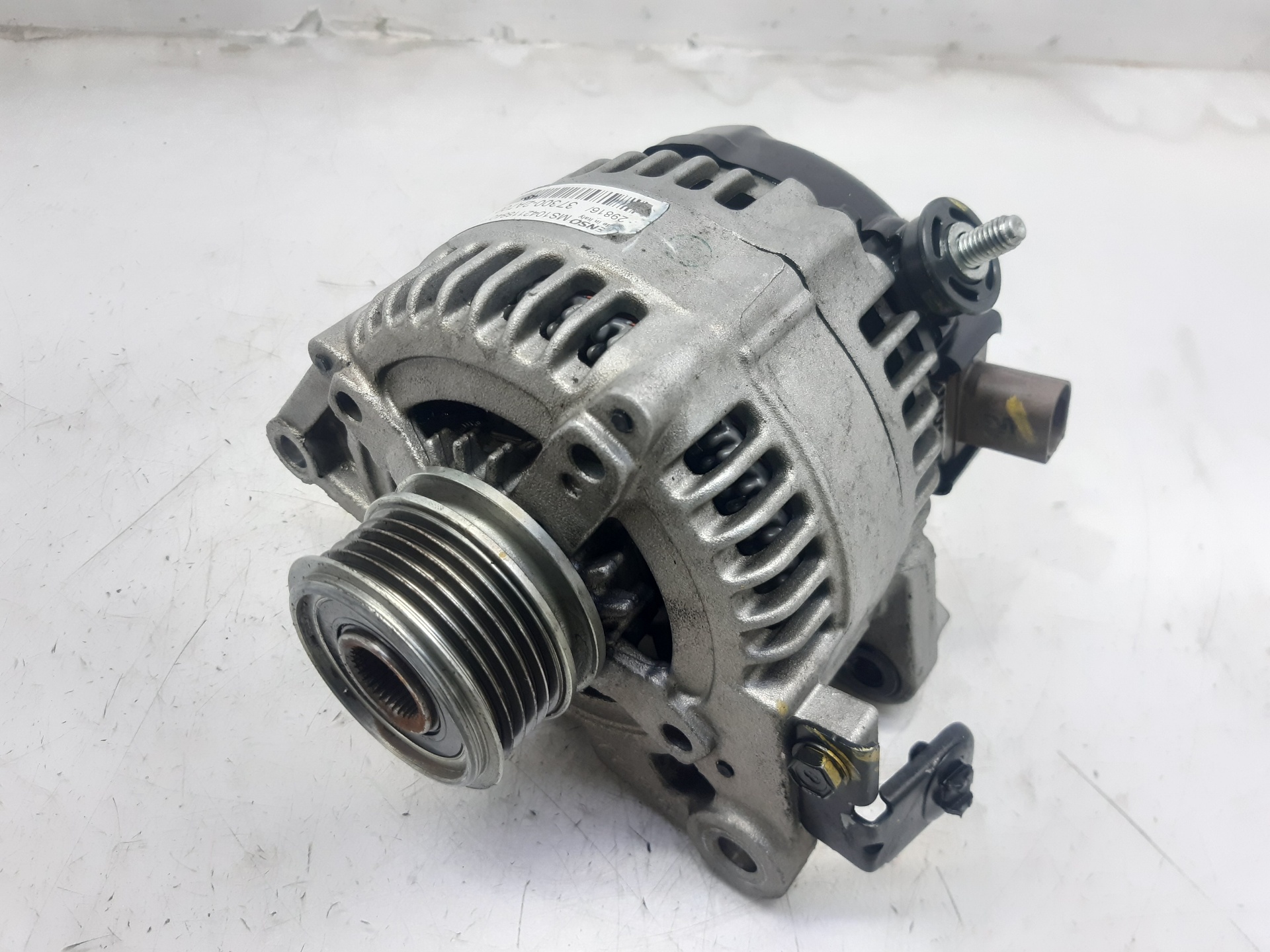 HYUNDAI ix20 1 generation (2010-2020) Alternator 373002A700 24055553