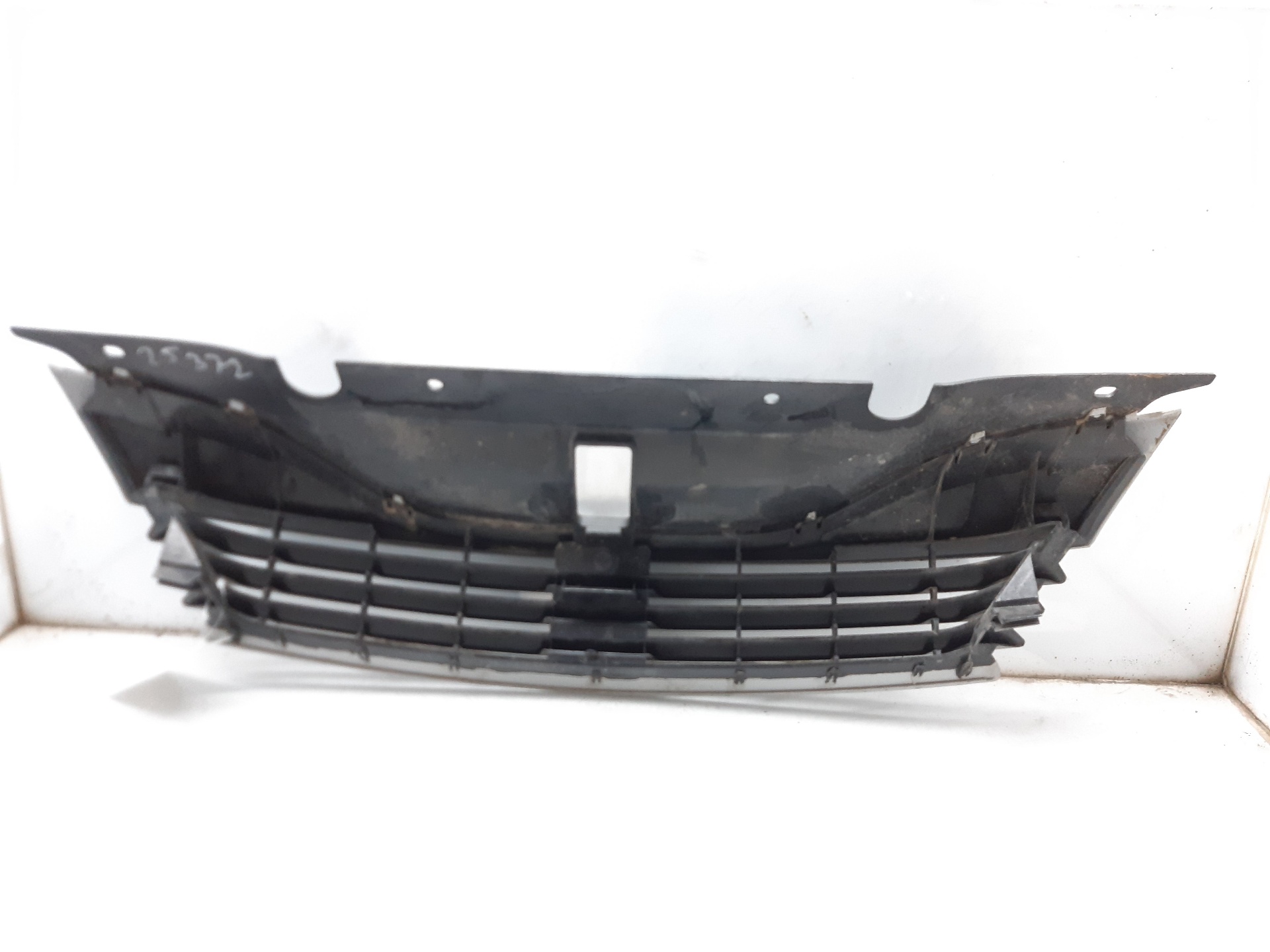 RENAULT Laguna 2 generation (2001-2007) Radiator Grille 820039012 18738187