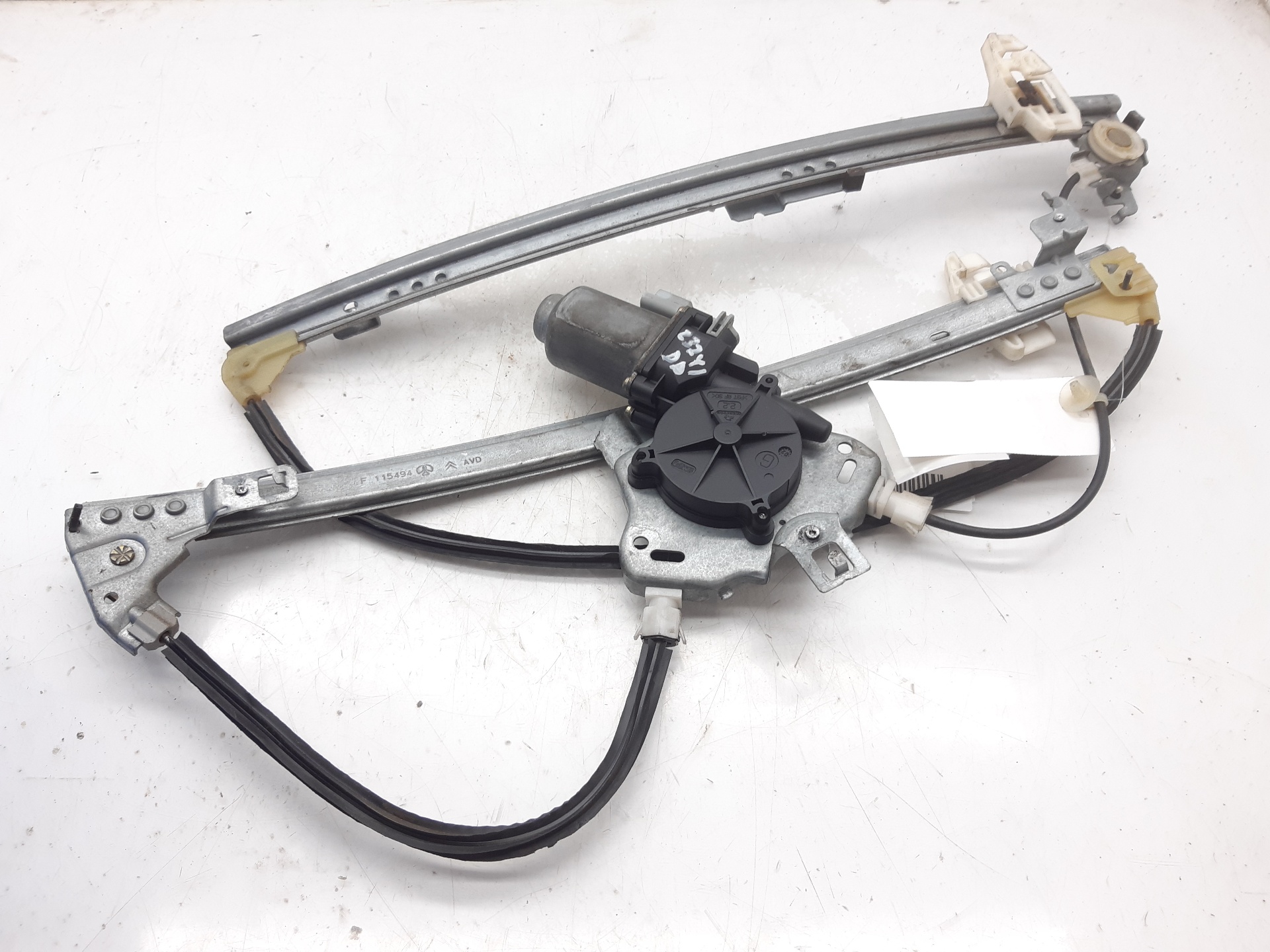 CITROËN Xsara 1 generation (1997-2004) Forreste højre dør vinduesregulator 115494 18677289