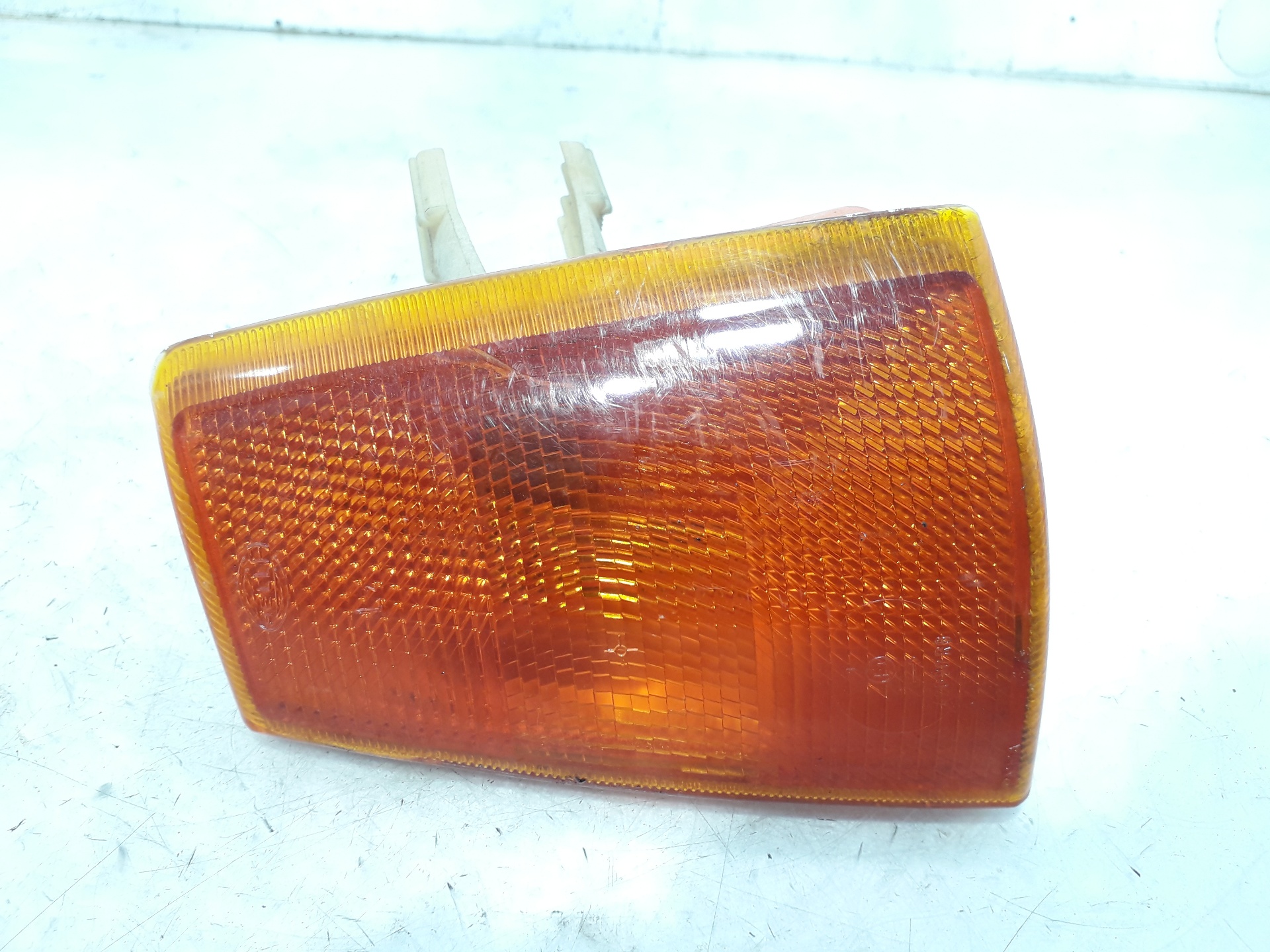 OPEL Kadett E (1984-1993) Front left turn light 42690R6 24130929