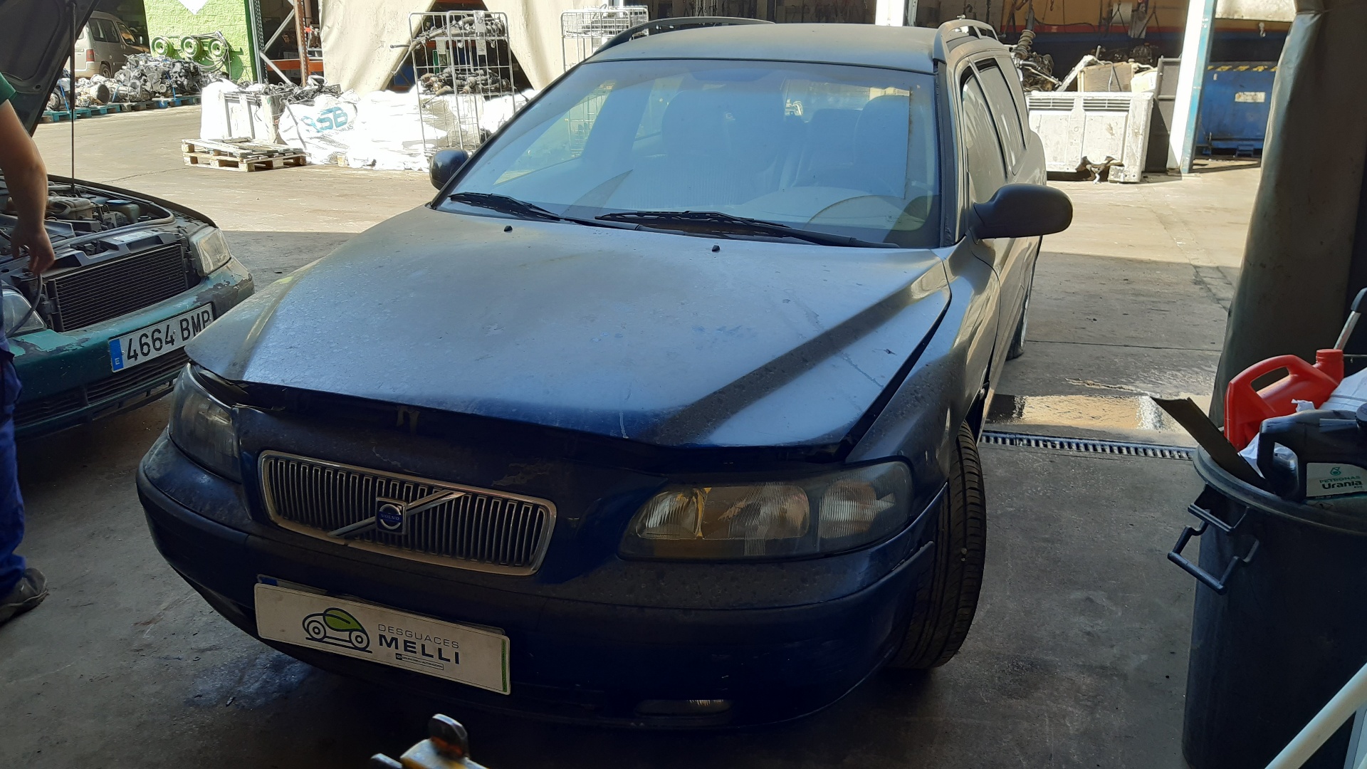 VOLVO V70 2 generation (2000-2008) Moteur de commande de vitre de porte avant droite 0130821761 18725195