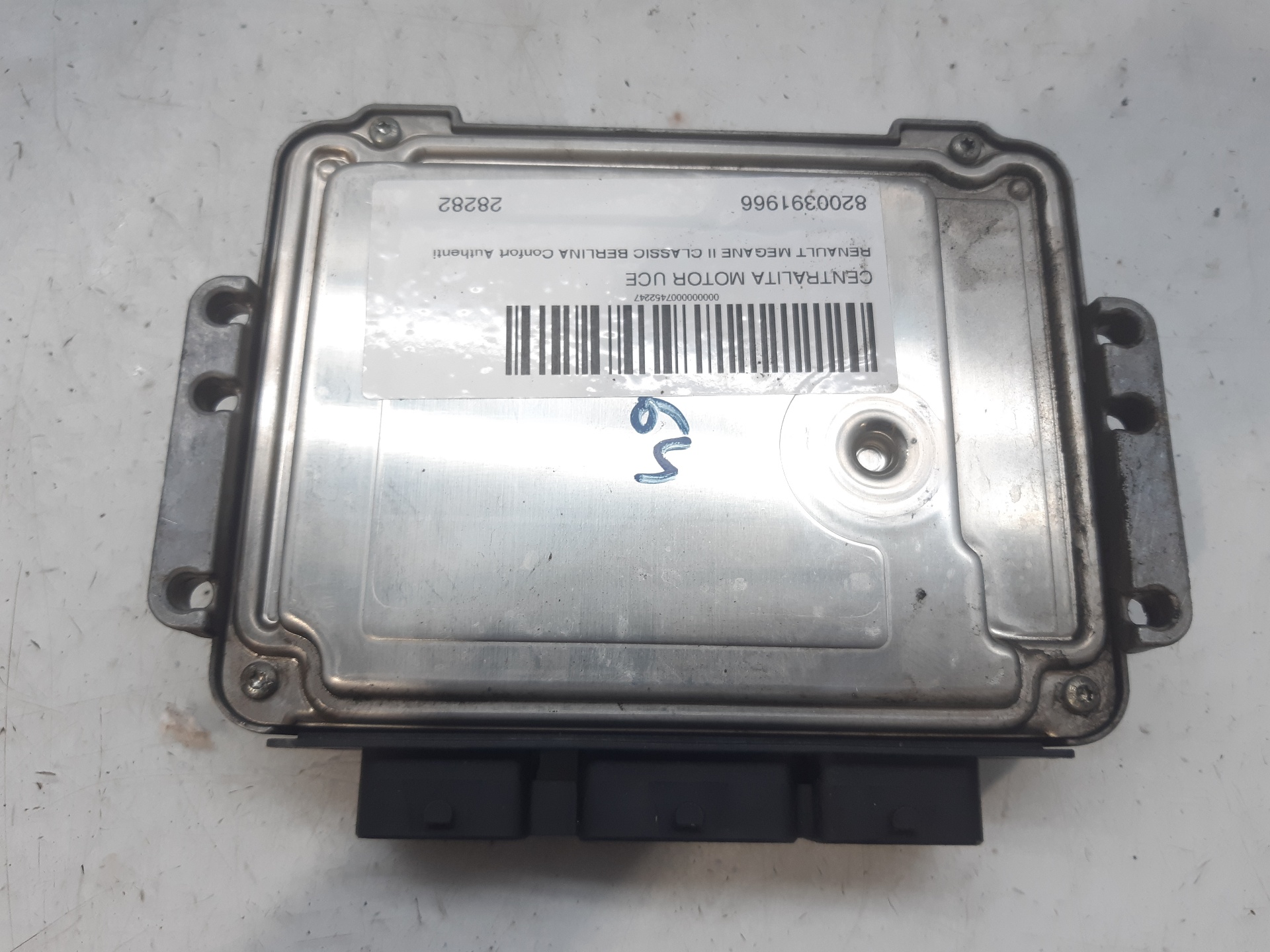 RENAULT Megane 2 generation (2002-2012) Engine Control Unit ECU 8200391966 22435801