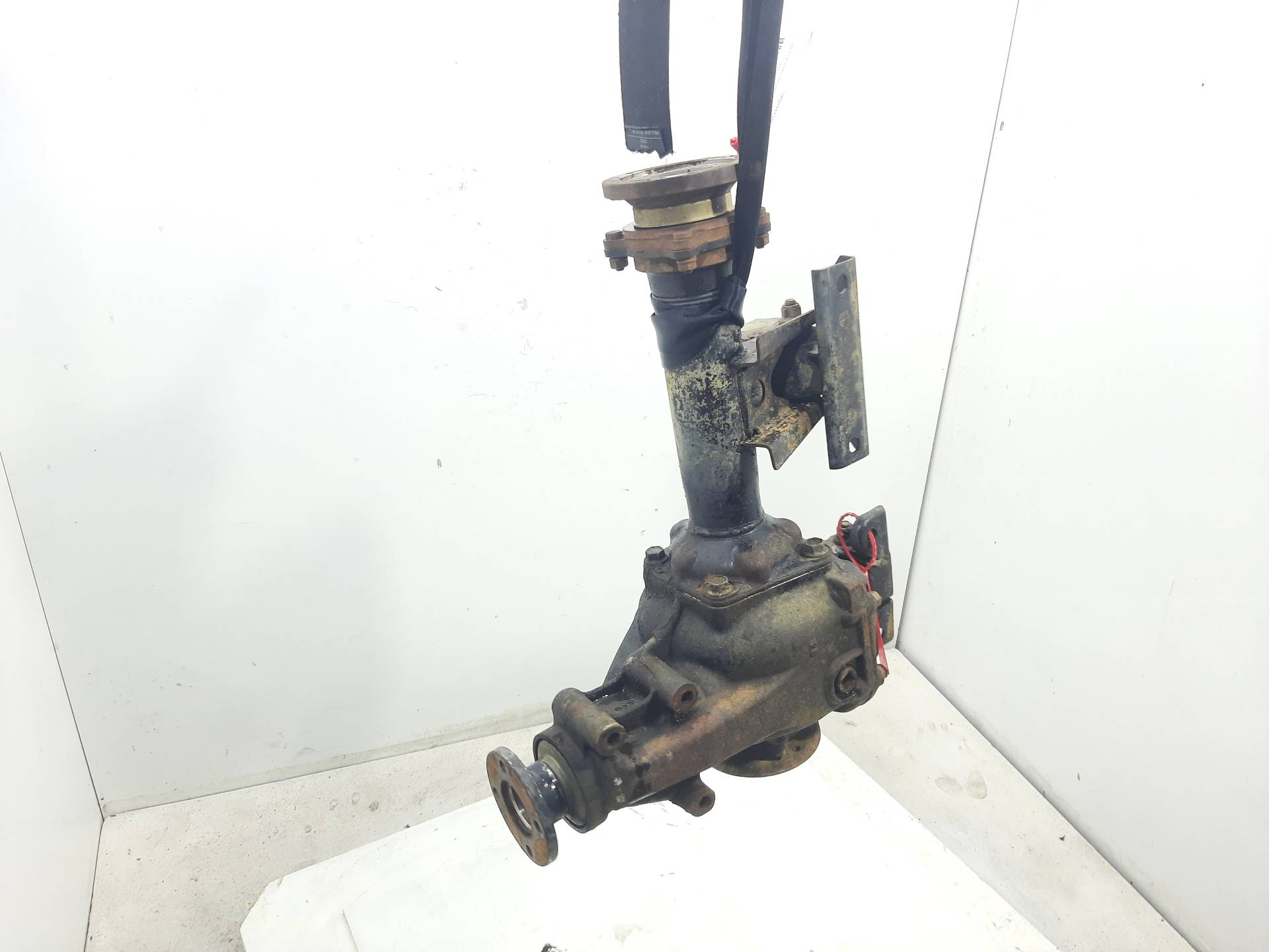 NISSAN Front Transfer Case 3851161G45 22273997