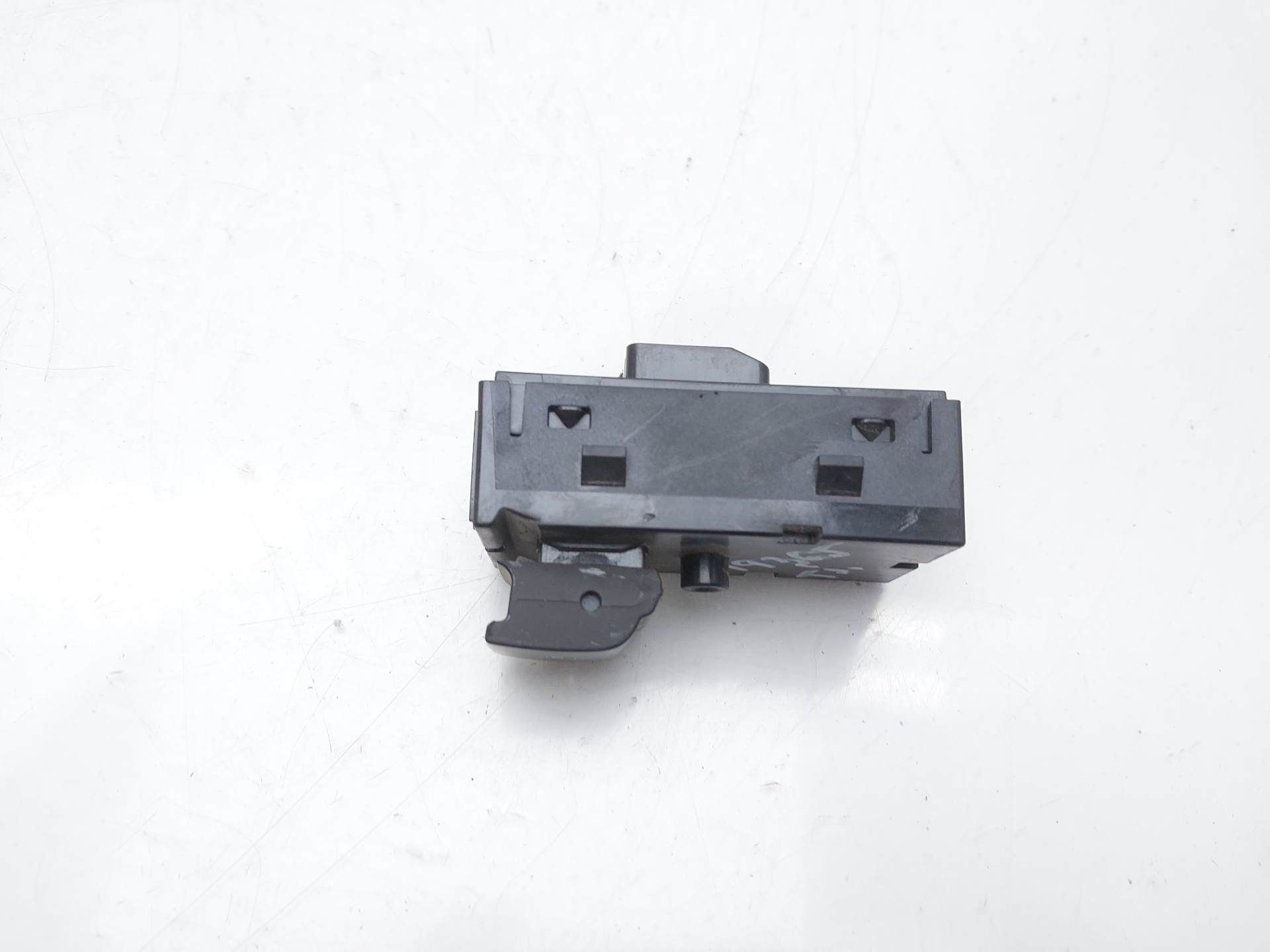 OPEL Astra K (2015-2021) Rear Right Door Window Control Switch 13408452 22484997