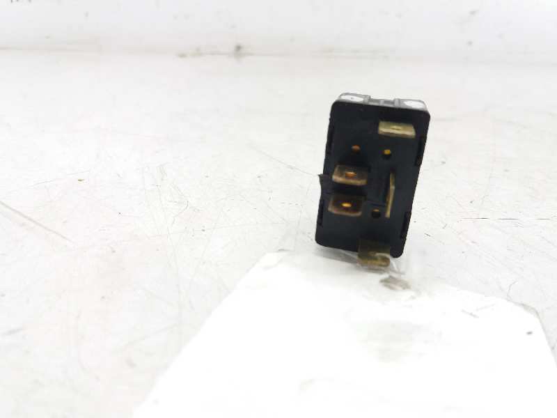 SEAT Cordoba 1 generation (1993-2003) Front Right Door Window Switch 6H0959855A 22070627