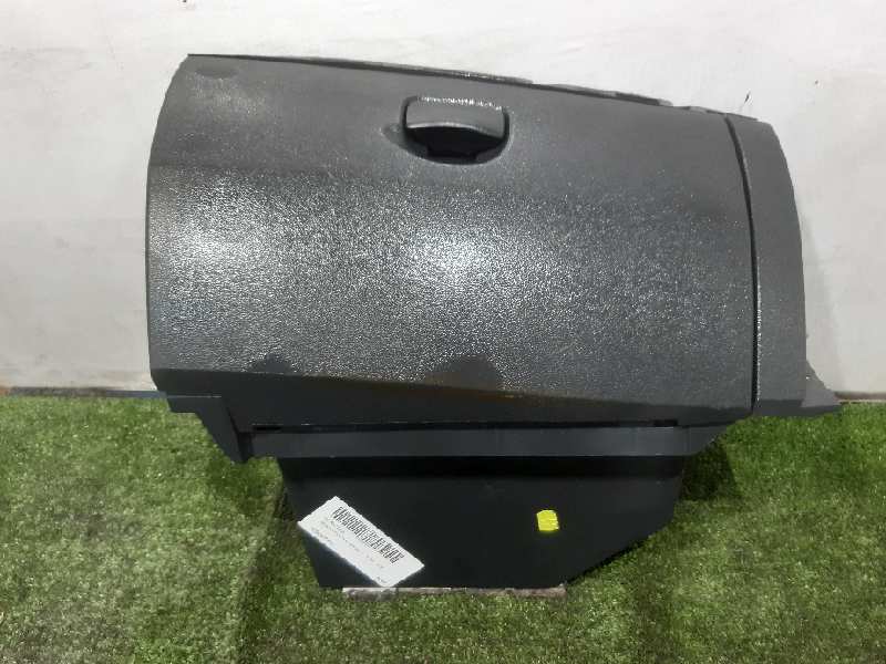 RENAULT Clio 2 generation (1998-2013) Glove Box 8200407712 18458197