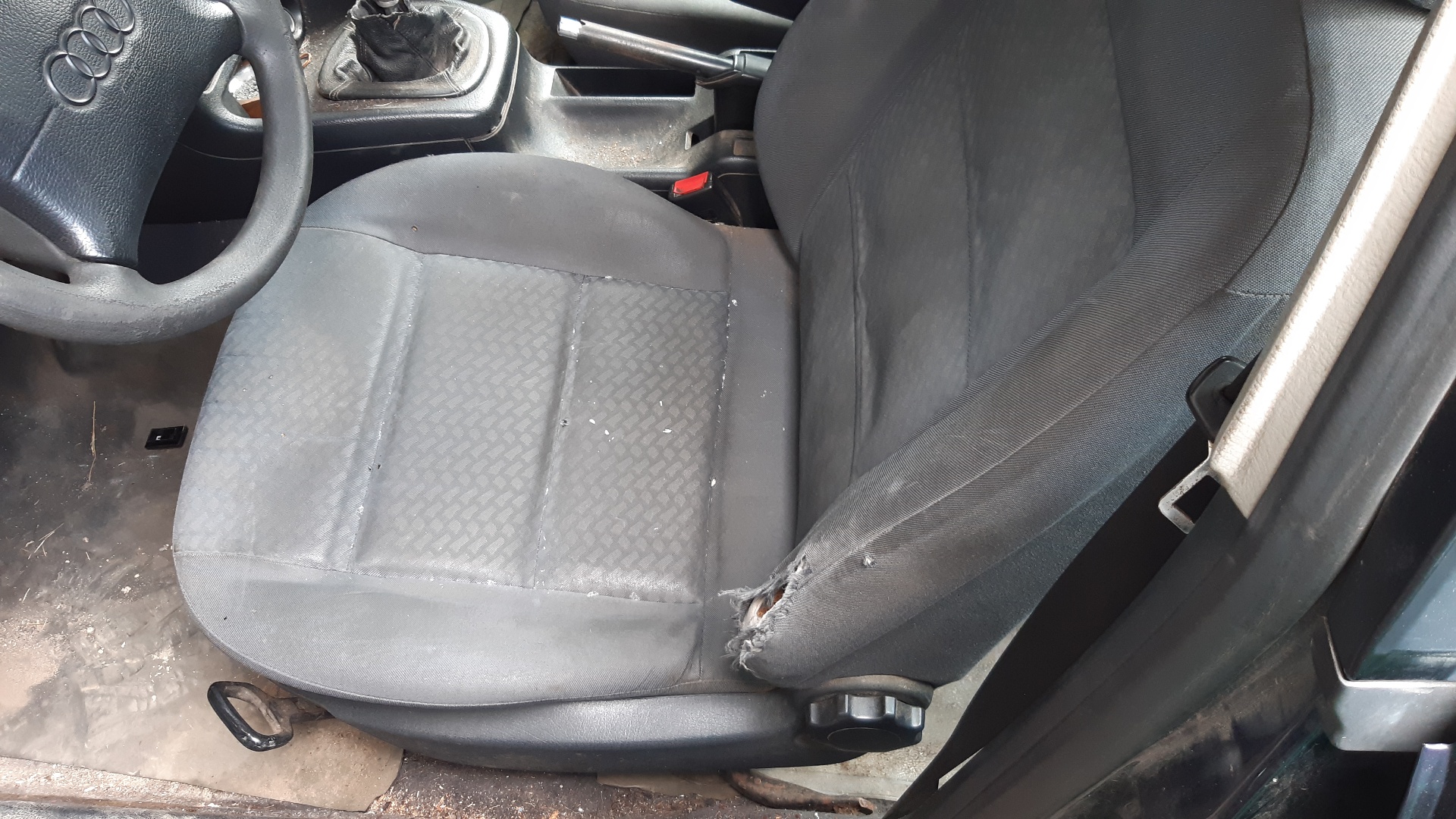 AUDI A4 B5/8D (1994-2001) Commutateur de fenêtre de porte avant gauche 4D0959855 24129313