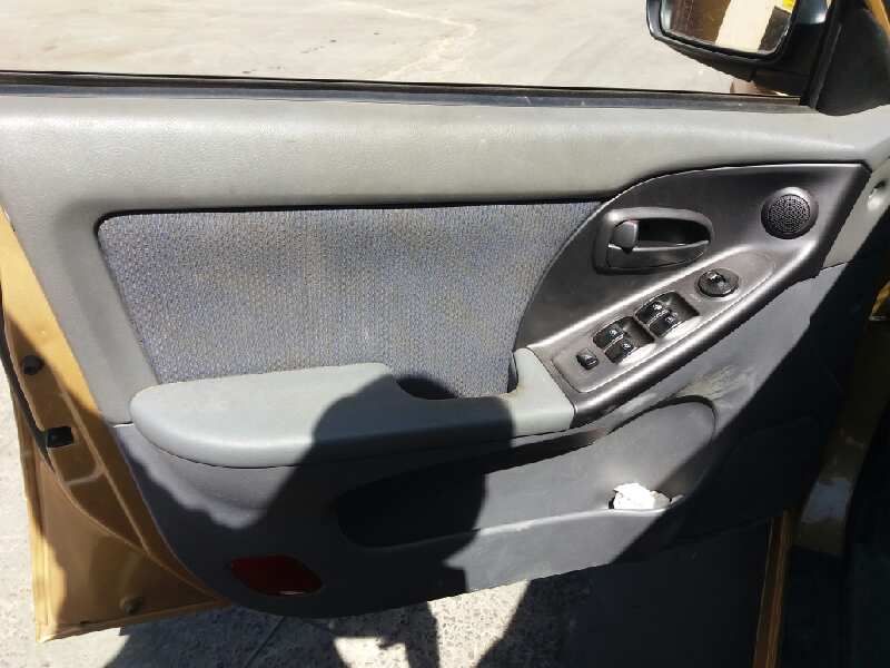 HYUNDAI Santa Fe SM (2000-2013) Rear left door window lifter 834702D252 20170264