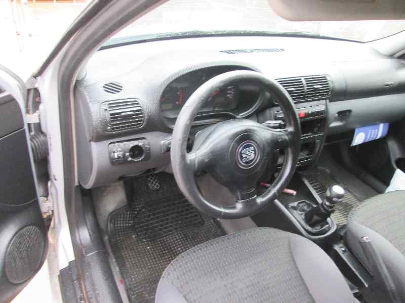 SEAT Toledo 2 generation (1999-2006) Маторчик стеклоподъемника задней правой двери 1J4959812C 20164927