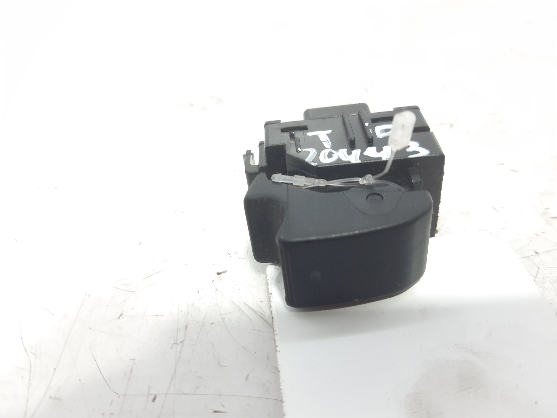 TOYOTA Corolla Verso 1 generation (2001-2009) Rear Right Door Window Control Switch 848100F010 24129462