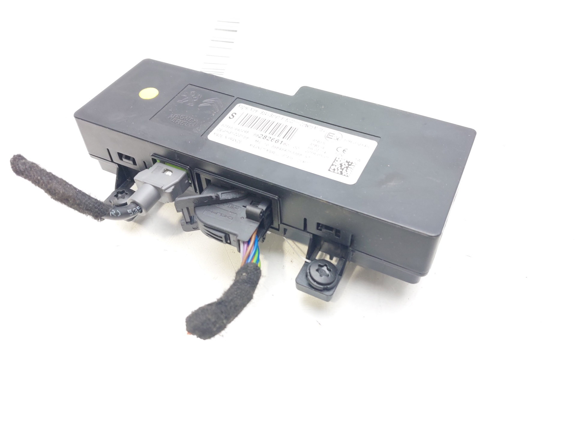 PEUGEOT 3008 2 generation (2017-2023) Other Control Units 9828266180 24135811