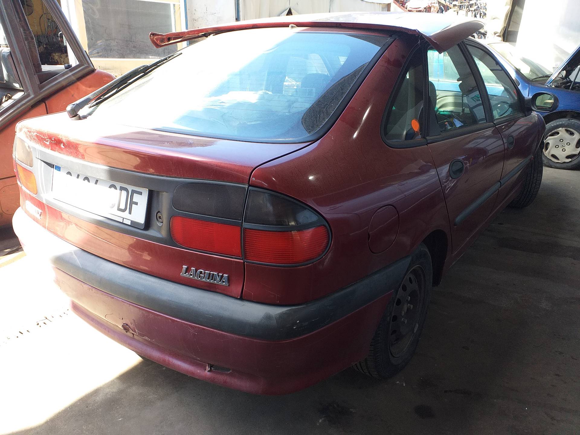 RENAULT Laguna 1 generation (1993-2001) Ľavé predné svetlomety 7700820118 18668569