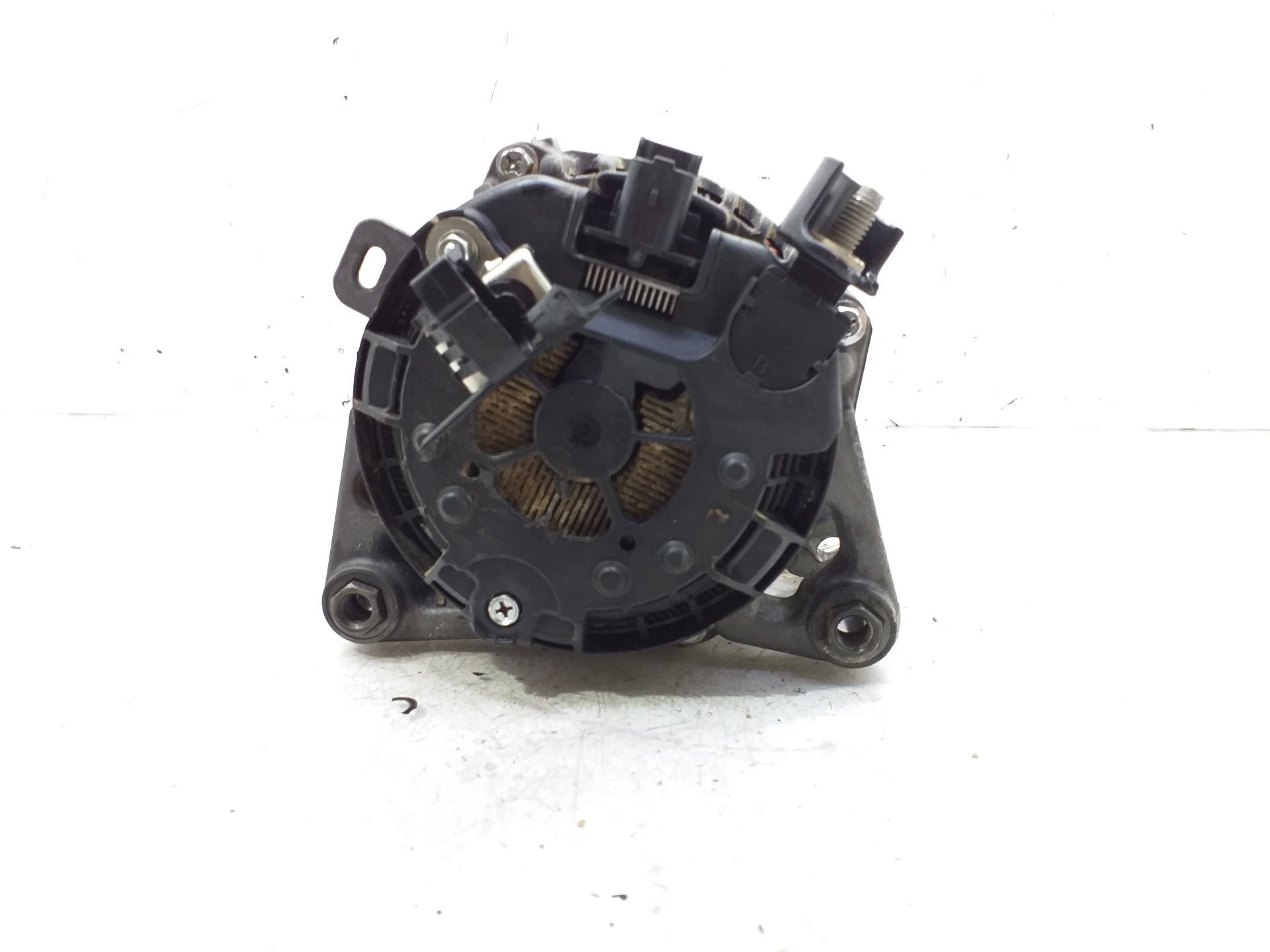 PEUGEOT 5008 1 generation (2009-2016) Laturi 9824742880 24114127