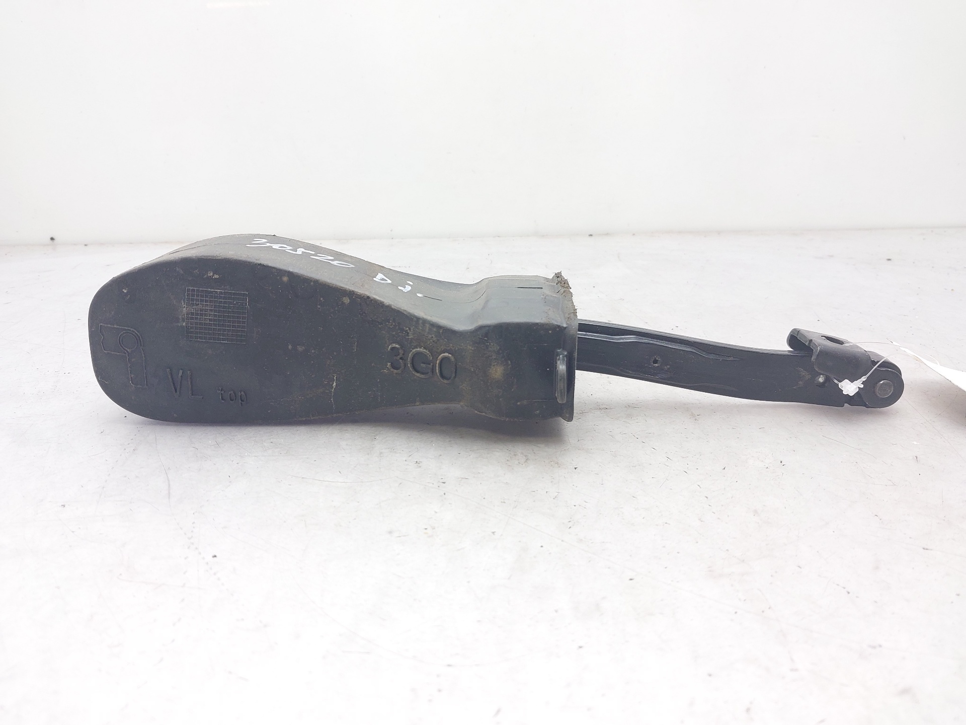 VOLKSWAGEN Passat B8 (2014-2023) Other part 3G0837267 23011908