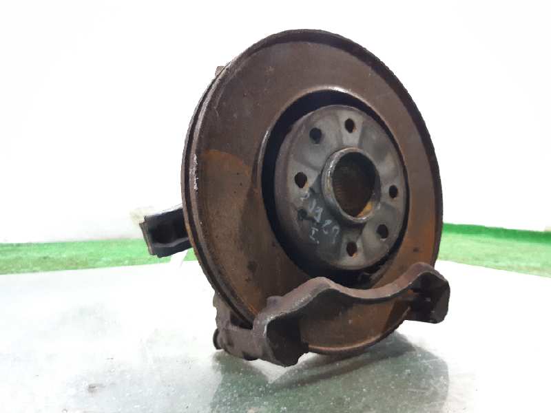 PEUGEOT 308 T7 (2007-2015) Front Left Wheel Hub 364696 18578404