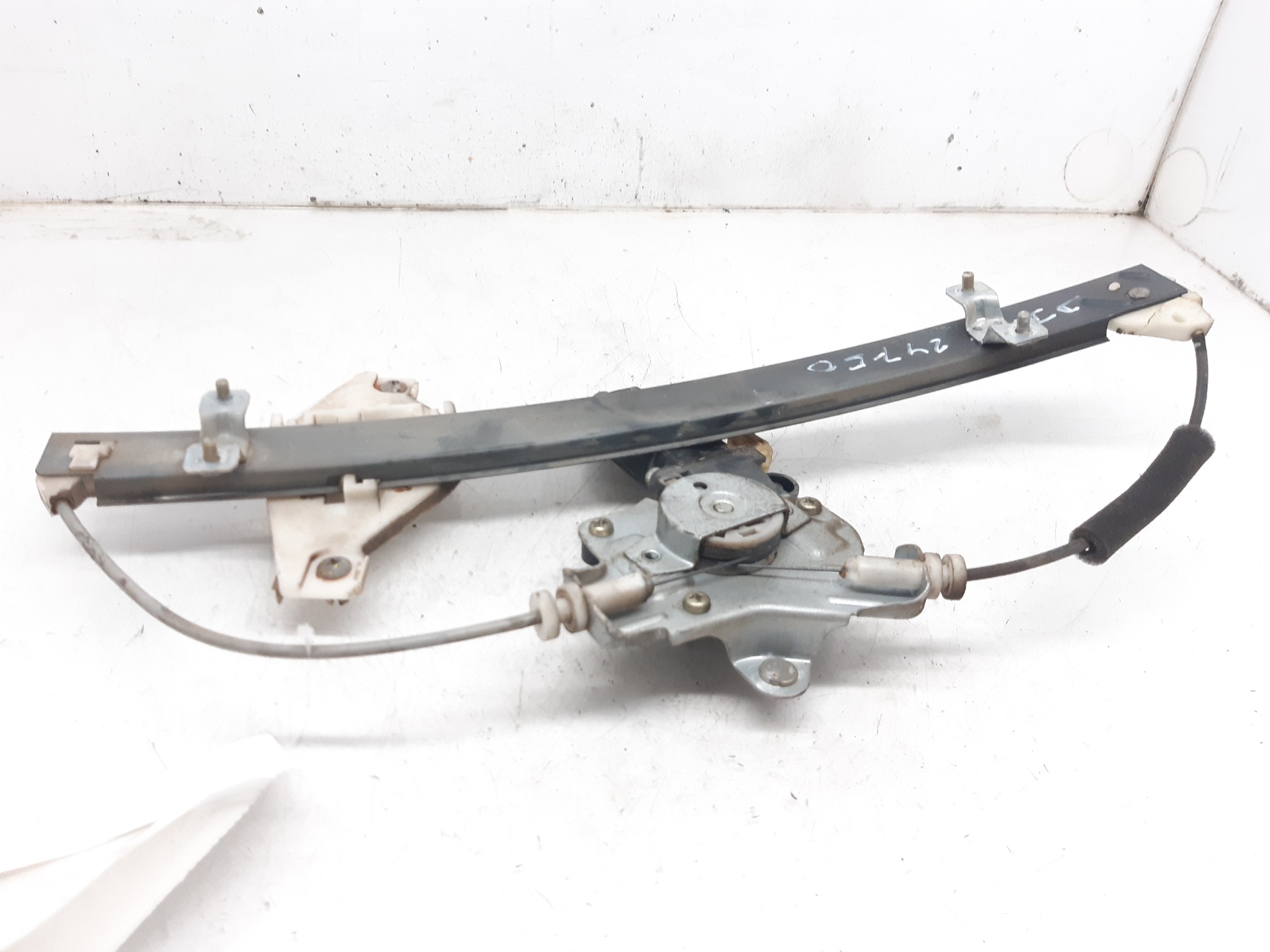 HYUNDAI Accent LC (1999-2013) Front Left Door Window Regulator 8240125000 18716504