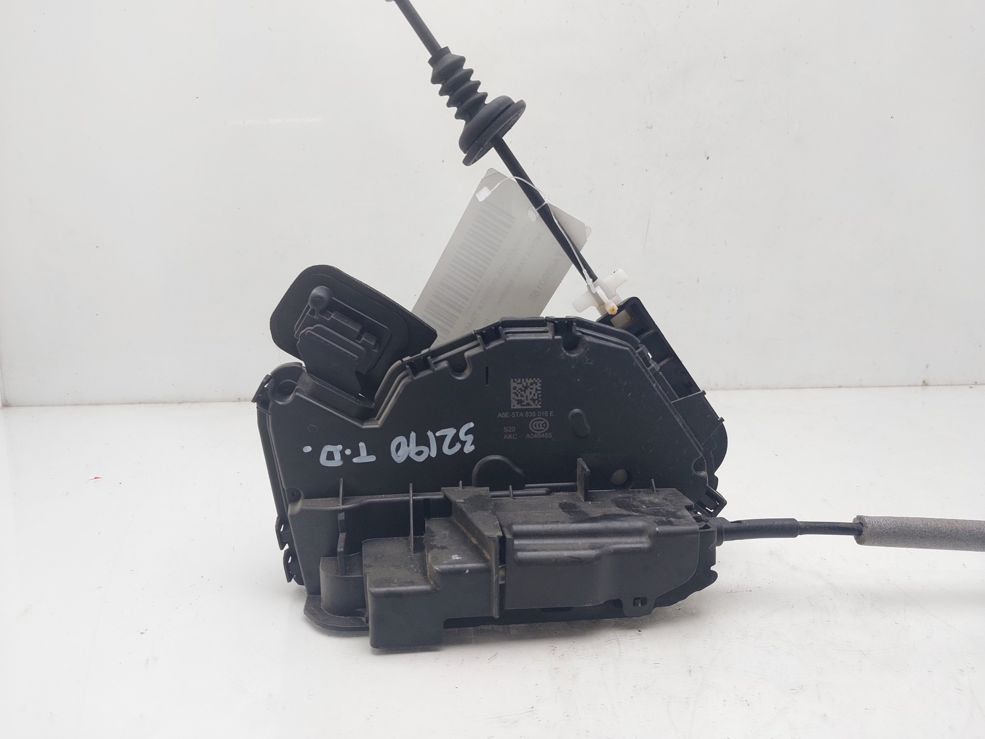 SKODA Yeti 1 generation (2009-2018) Rear Right Door Lock 5TA839016E 21483225