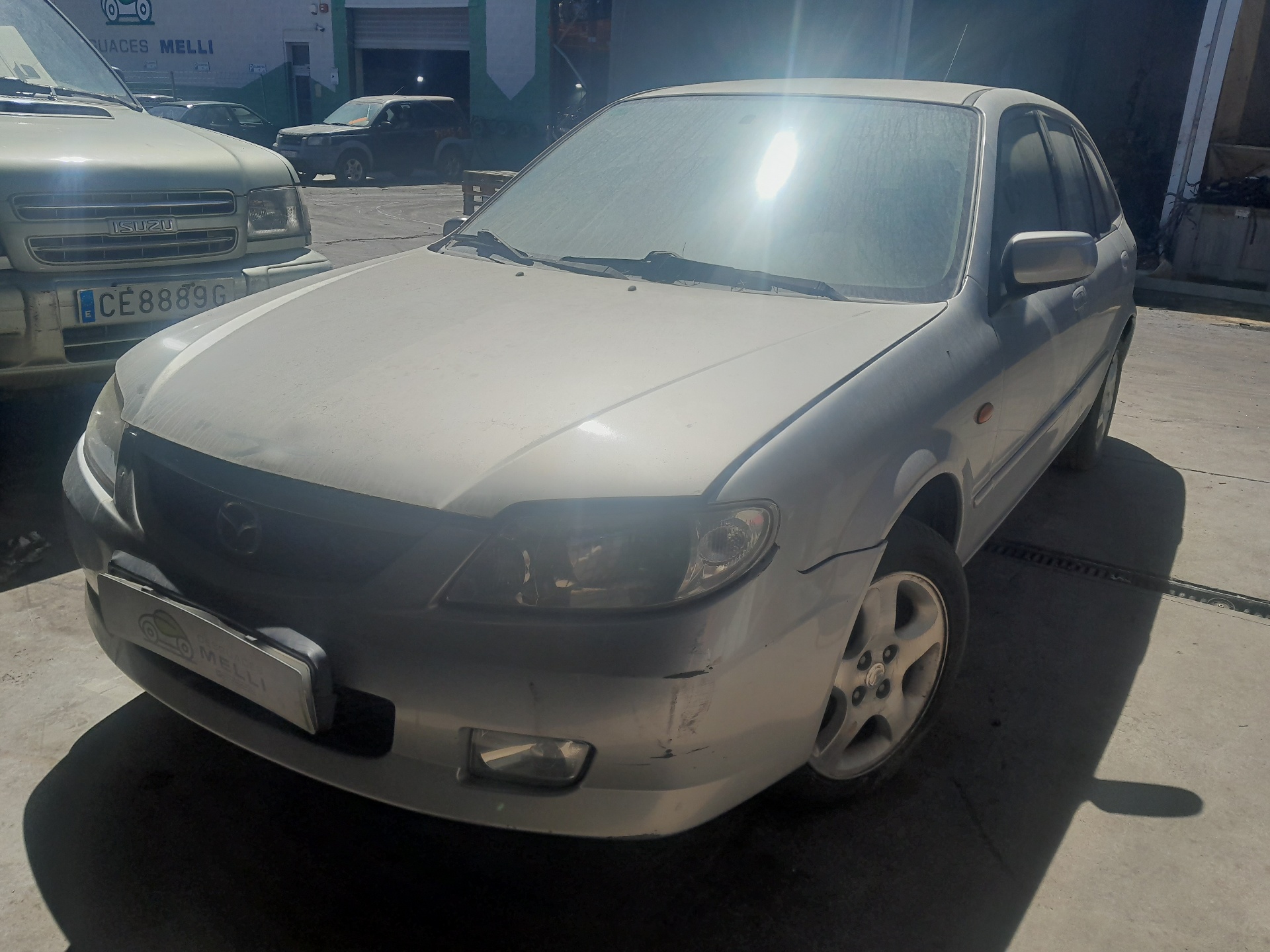 MAZDA 323 BJ (1998-2003) Ilmaisin Pyyhkijän vipu 17B122 25223974