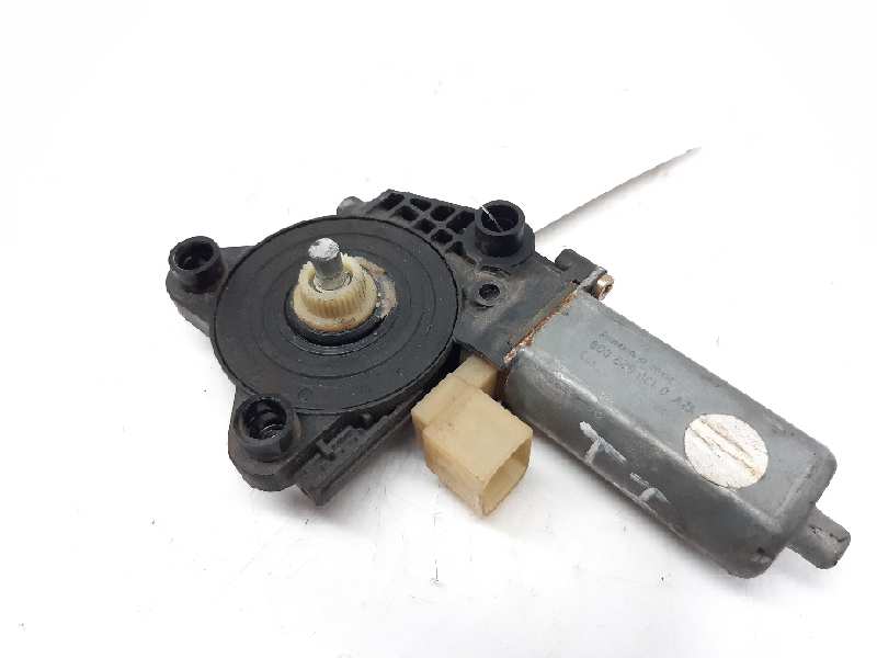 MERCEDES-BENZ C-Class W203/S203/CL203 (2000-2008) Rear Left Door Window Control Motor 0130822008 18499029