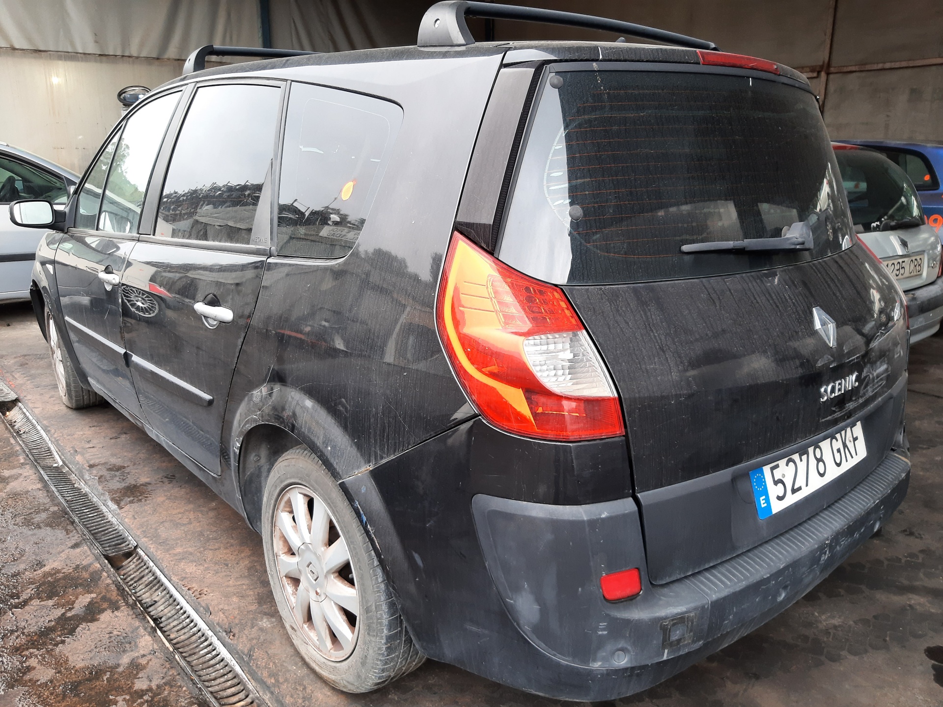 RENAULT Scenic 2 generation (2003-2010) Воздухомер воздушного фильтра 8200280065 23070798