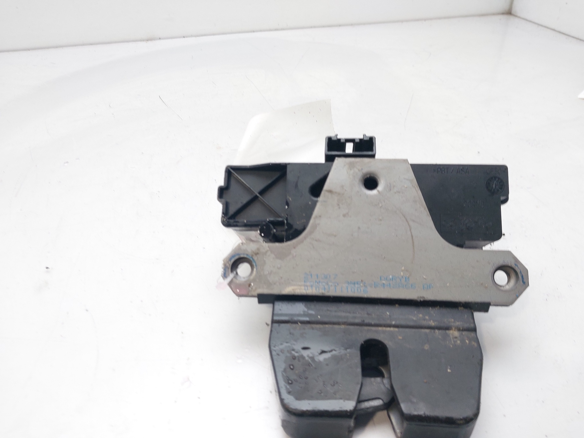 FORD Focus 2 generation (2004-2011) Tailgate Boot Lock 3M51R442A66 22471385