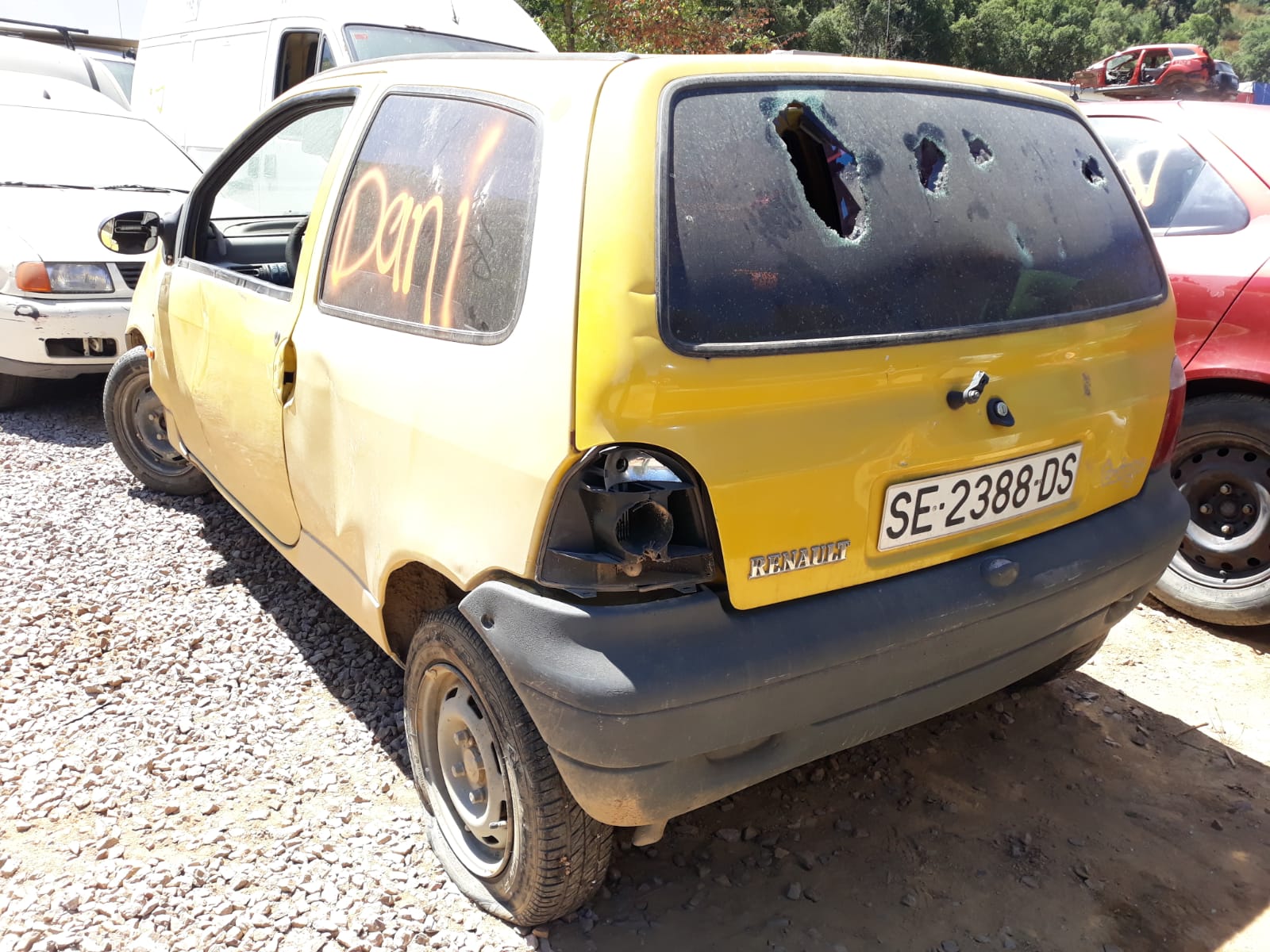 MITSUBISHI Twingo 1 generation (1993-2007) Бампер передний 7700823765 18712779