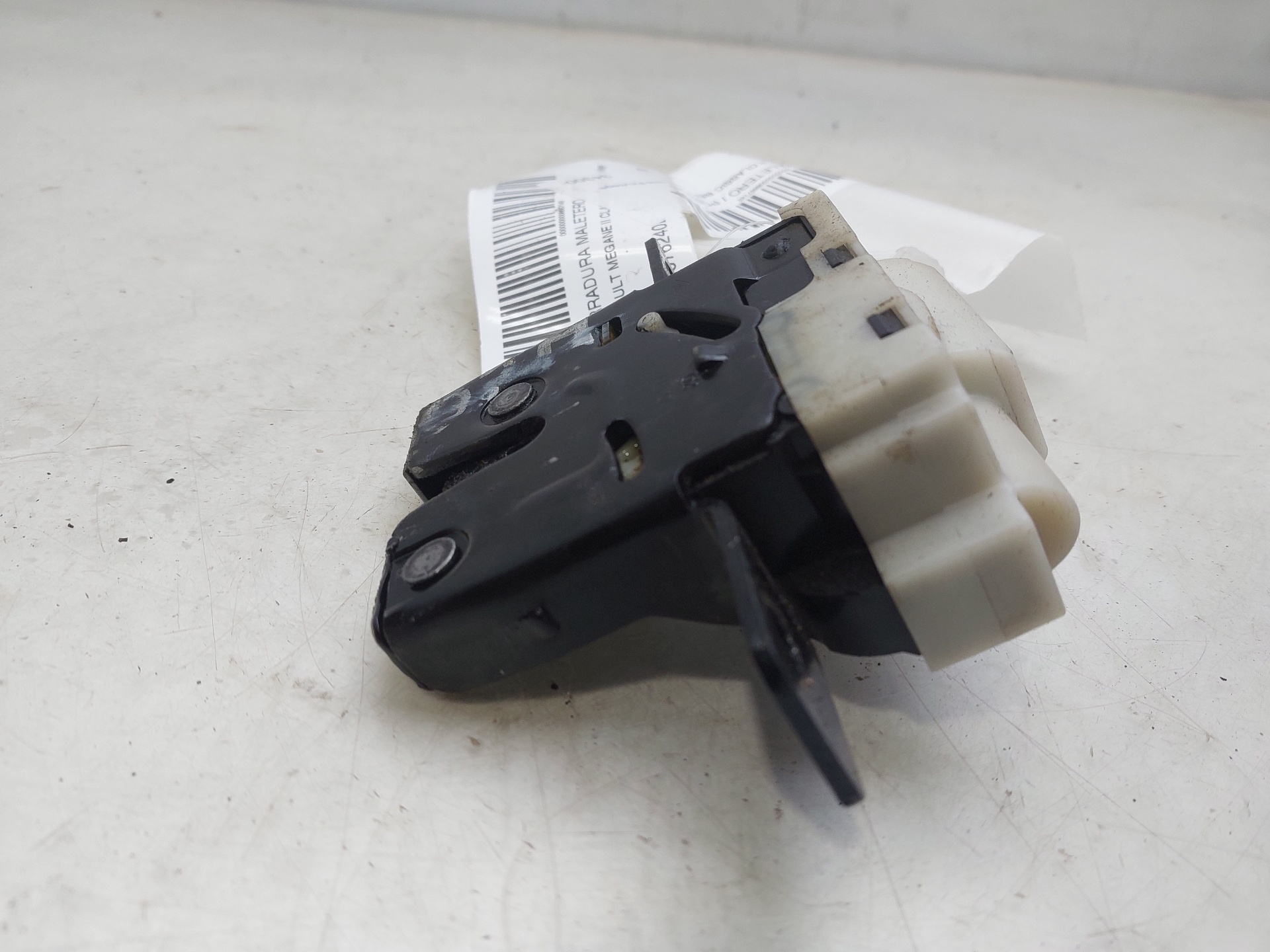 RENAULT Megane 2 generation (2002-2012) Tailgate Boot Lock 8200076240E 24760511