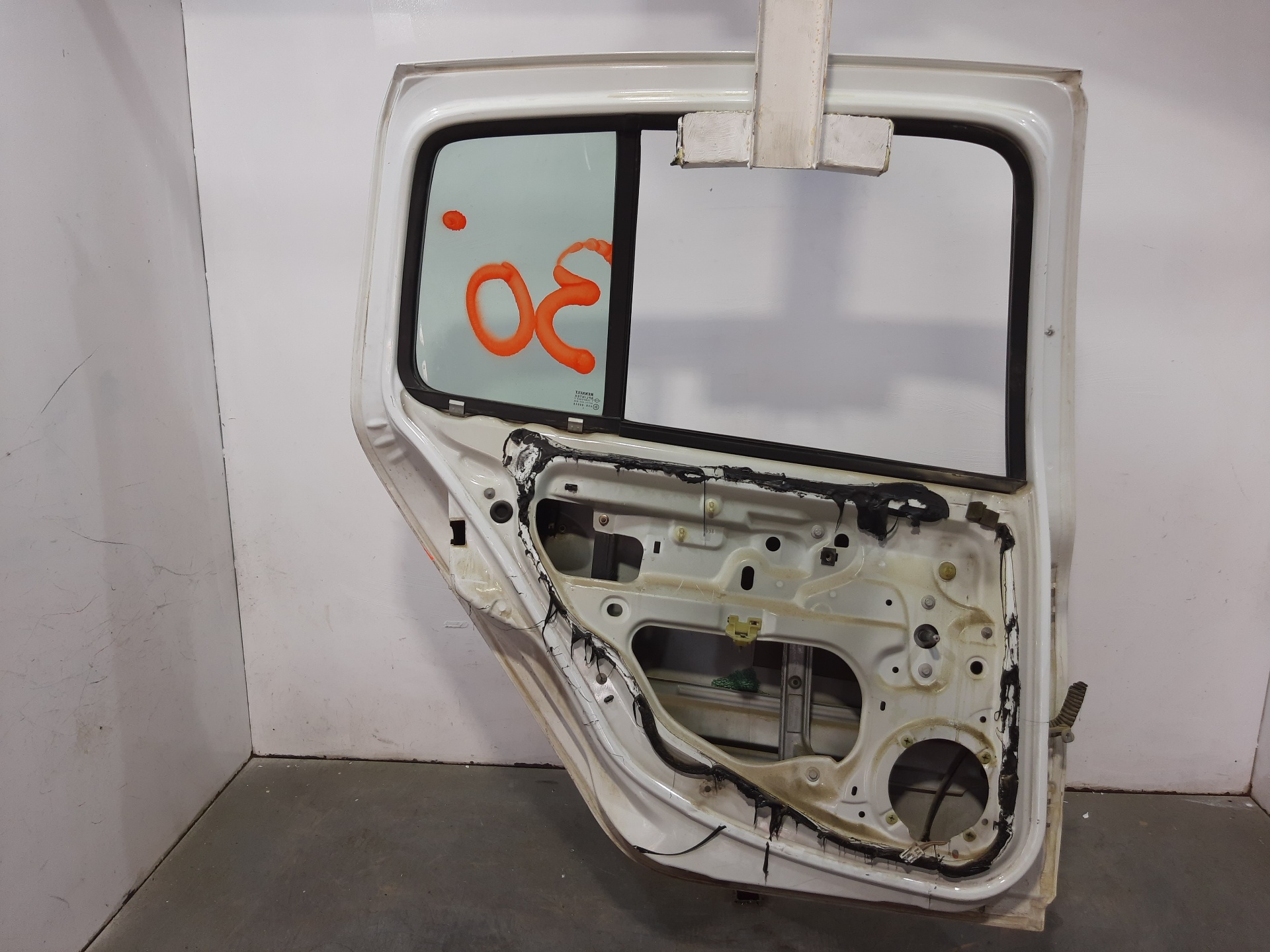 RENAULT Clio 3 generation (2005-2012) Rear Left Door 7751472475 24074215