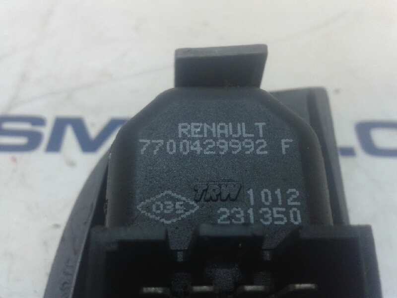 RENAULT Megane 1 generation (1995-2003) Кнопка стеклоподъемника передней левой двери 7700429070 24077074
