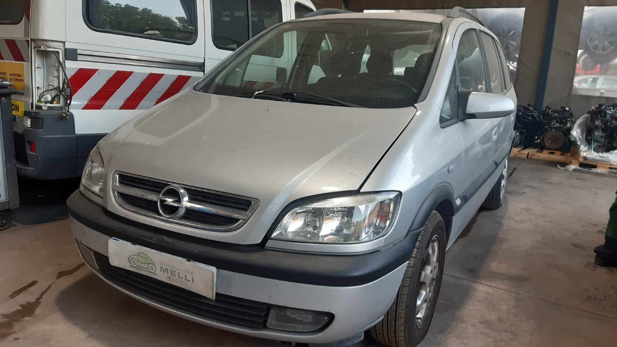 OPEL Corsa B (1993-2000) Блок предохранителей 90560119 18528337