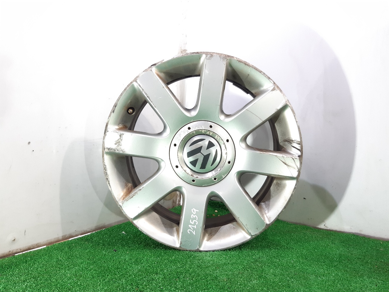 VOLKSWAGEN Jetta 6 generation (2010-2018) Wheel Set R16 24015688