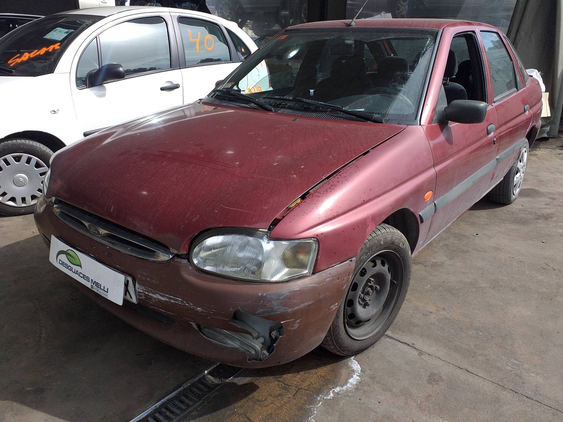 FORD Feu arrière gauche 93AG15K258 24128823