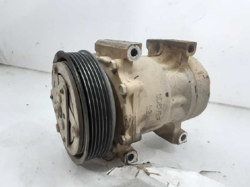 ASTON MARTIN Kangoo 1 generation (1998-2009) Air Condition Pump 7700111235 21855399