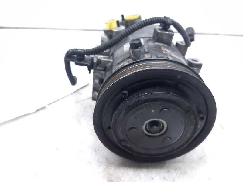 HYUNDAI i30 GD (2 generation) (2012-2017) Air Condition Pump 97701A6701 18400655