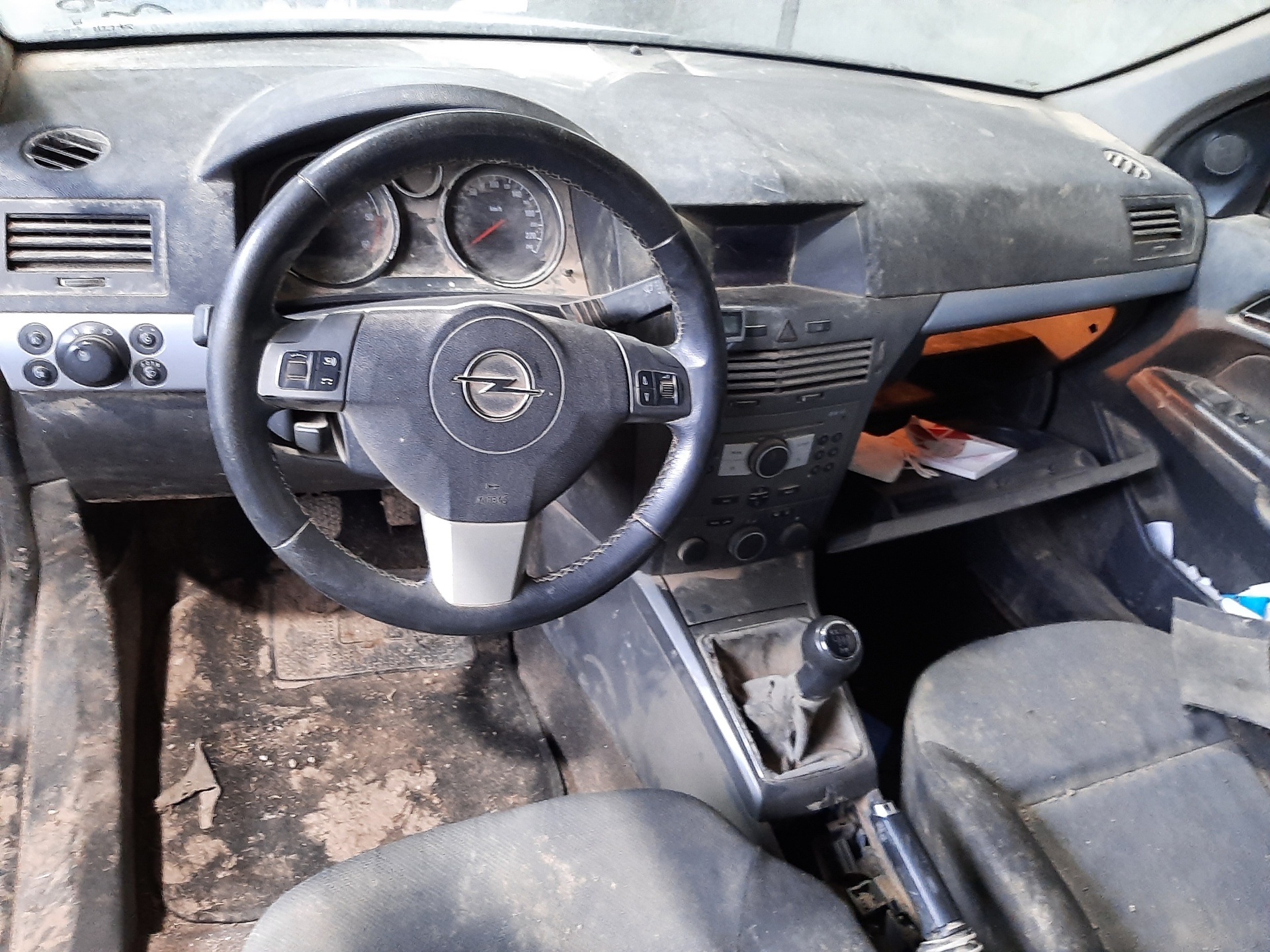 OPEL Astra J (2009-2020) Решетка радиатора 13108463 23005089