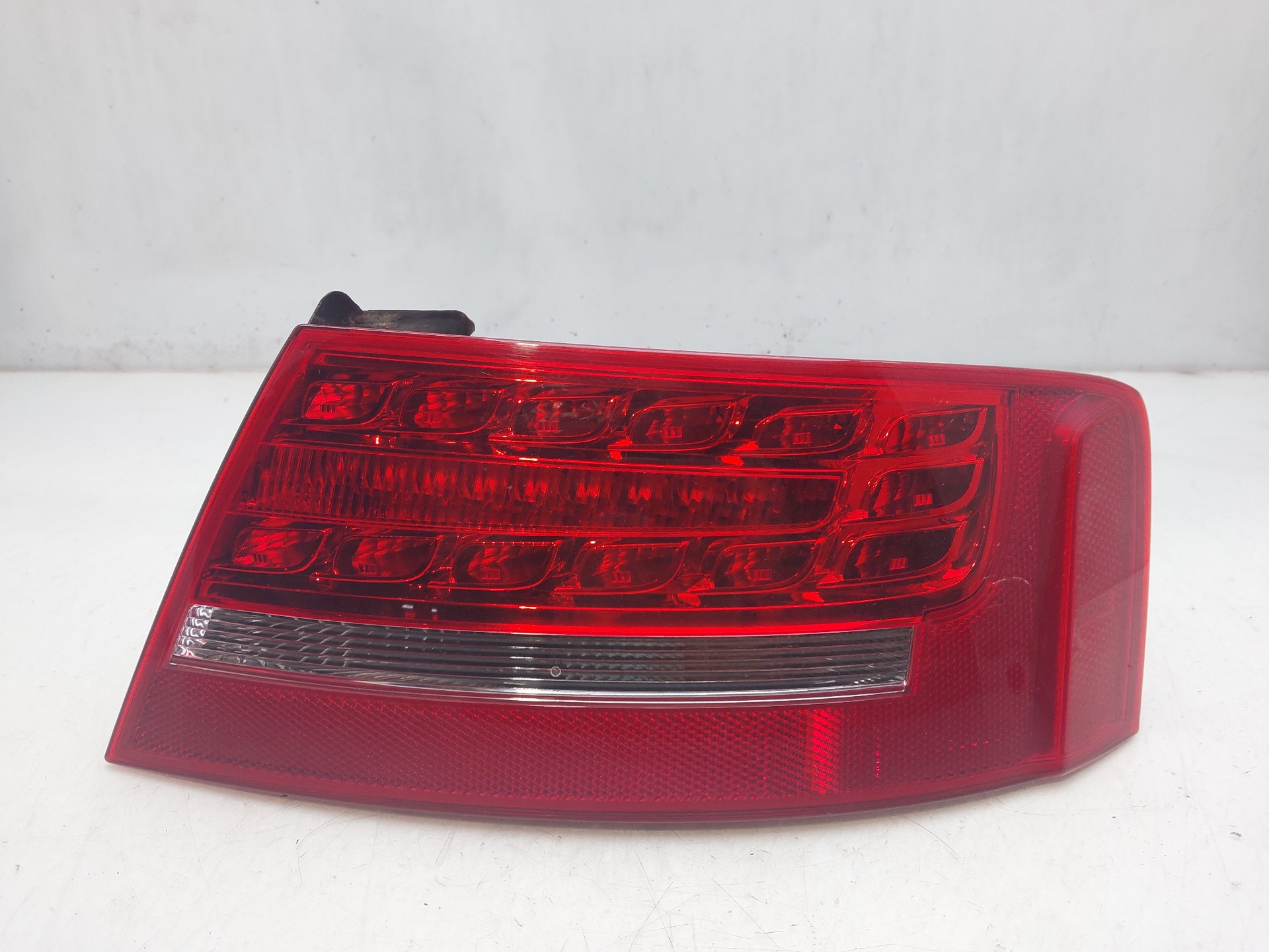 AUDI RS 5 8T (2010-2015) Rear Right Taillight Lamp 8T0945096D 25687239