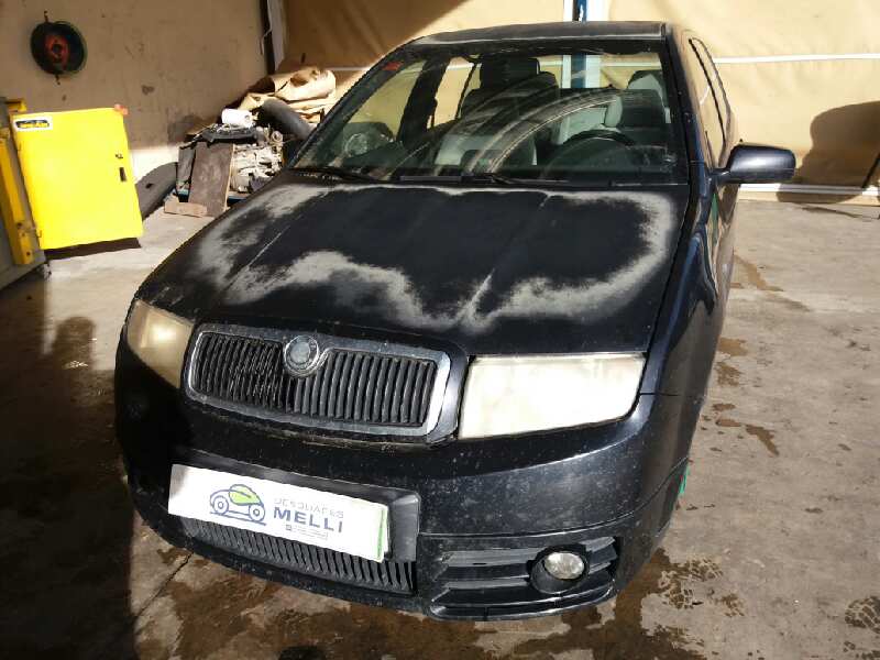 SKODA Fabia 6Y (1999-2007) Корпус на коляновия вал 038109107L 20176972