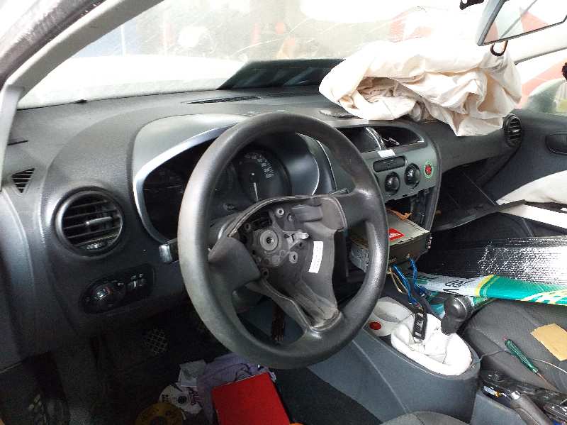 SEAT Leon 2 generation (2005-2012) Priekinių dešinių durų stiklo pakelėjas 1P0837462A 24108073