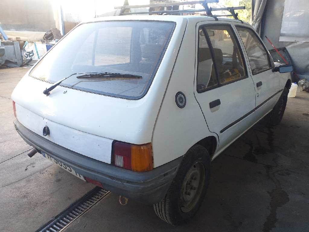 PEUGEOT 205 1 generation (1983-1998) Baglygte højre baglygte 635182 18542965