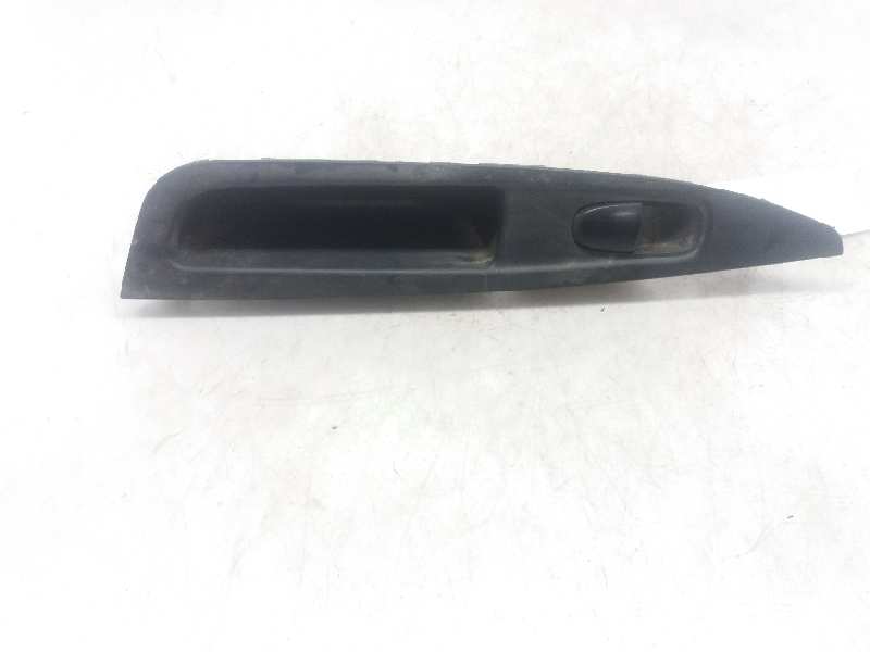 NISSAN Qashqai 2 generation (2013-2023) Rear Right Door Window Control Switch 254114CE0A 20192827