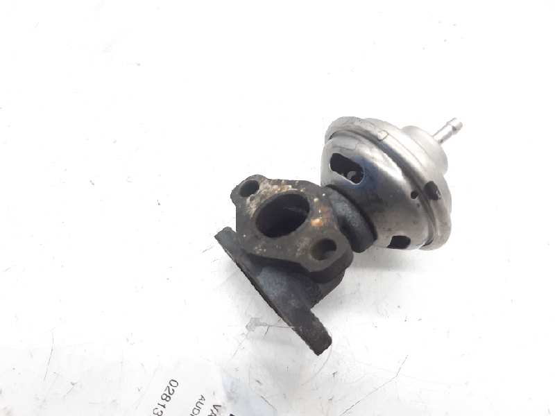 AUDI A4 B5/8D (1994-2001) EGR Valve 028131501E 18590997