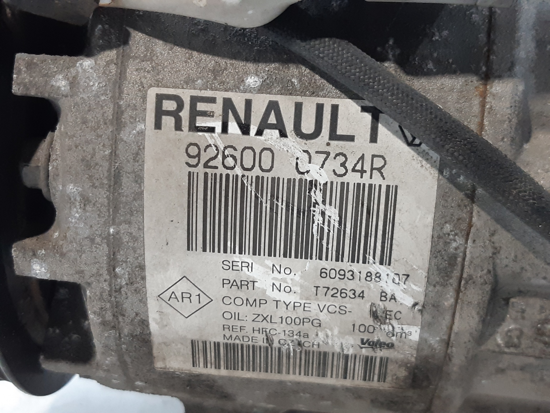 RENAULT Clio 4 generation (2012-2020) Air Condition Pump 926000734R 18755392