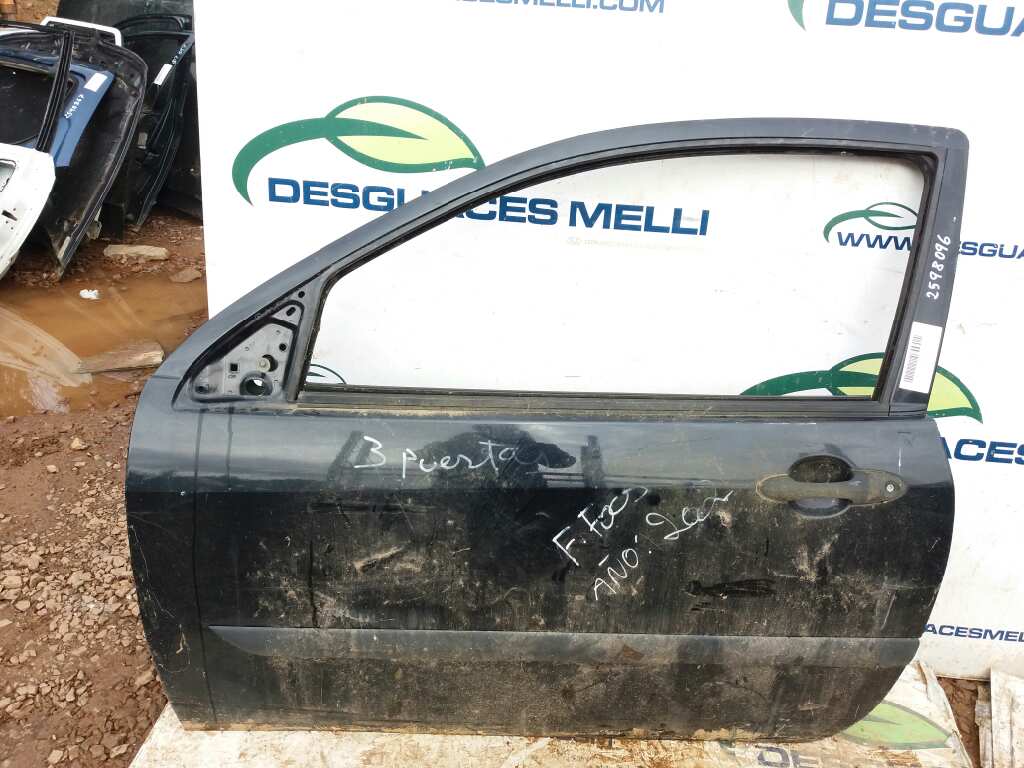 FORD Focus Front Left Door 1430144 18356641