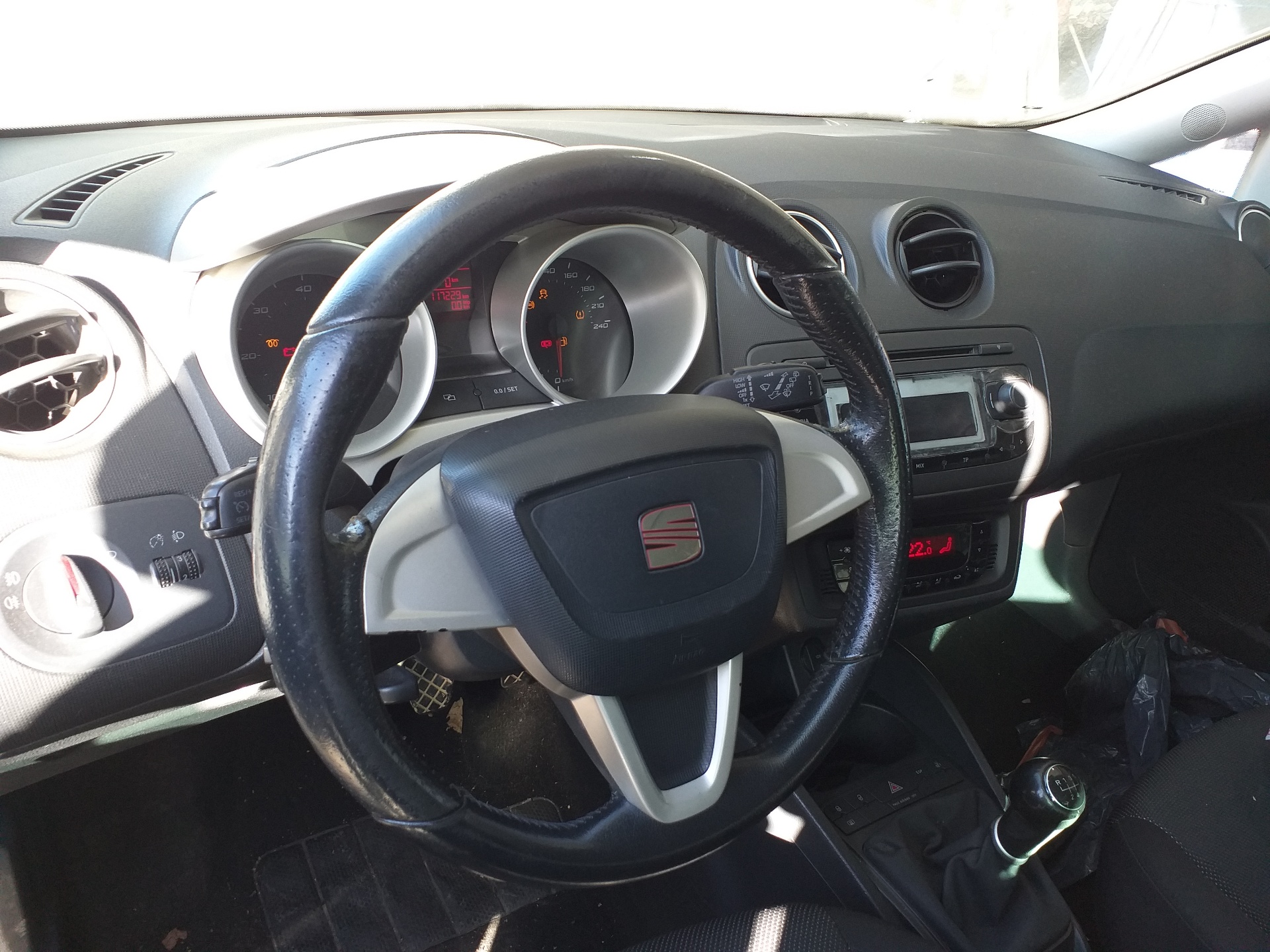 SEAT Ibiza 4 generation (2008-2017) Front Left Door Window Regulator 6J4837401 18769373