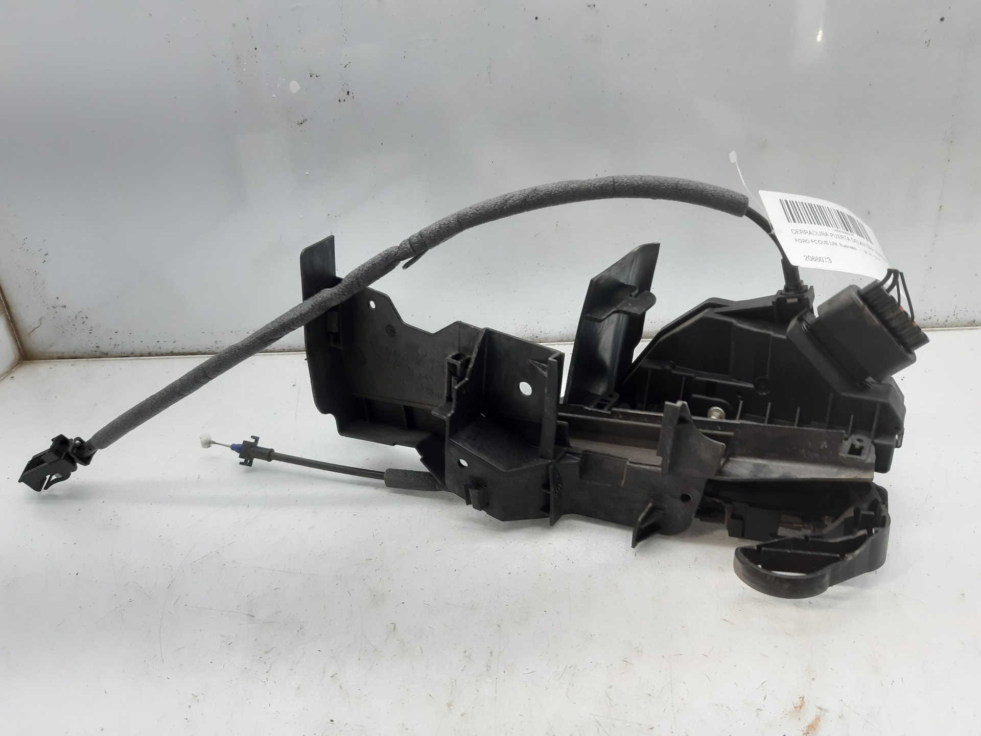 FORD Focus 3 generation (2011-2020) Front Right Door Lock 2066073 18761971