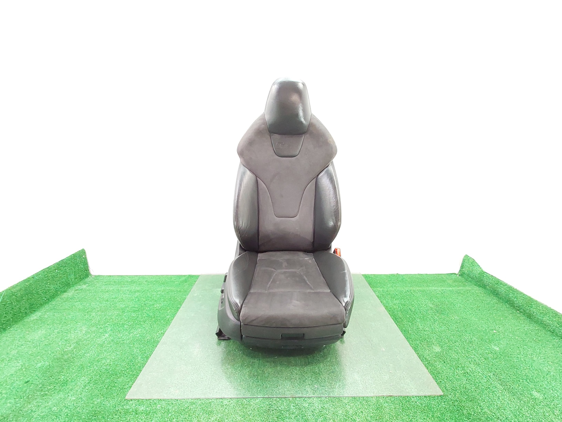 AUDI RS 5 8T (2010-2015) Предна дясна седалка 8K0881158 25293610