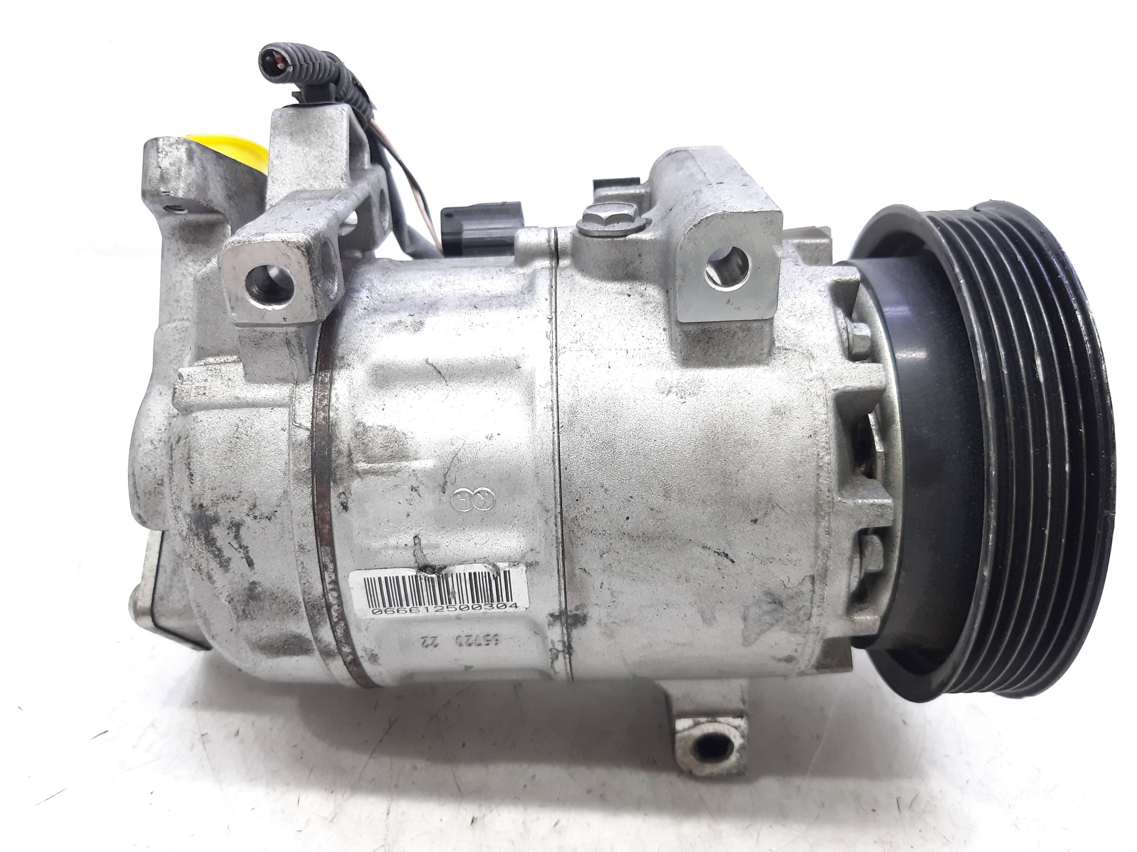 RENAULT Clio 4 generation (2012-2020) Air Condition Pump 926004990R 24062806