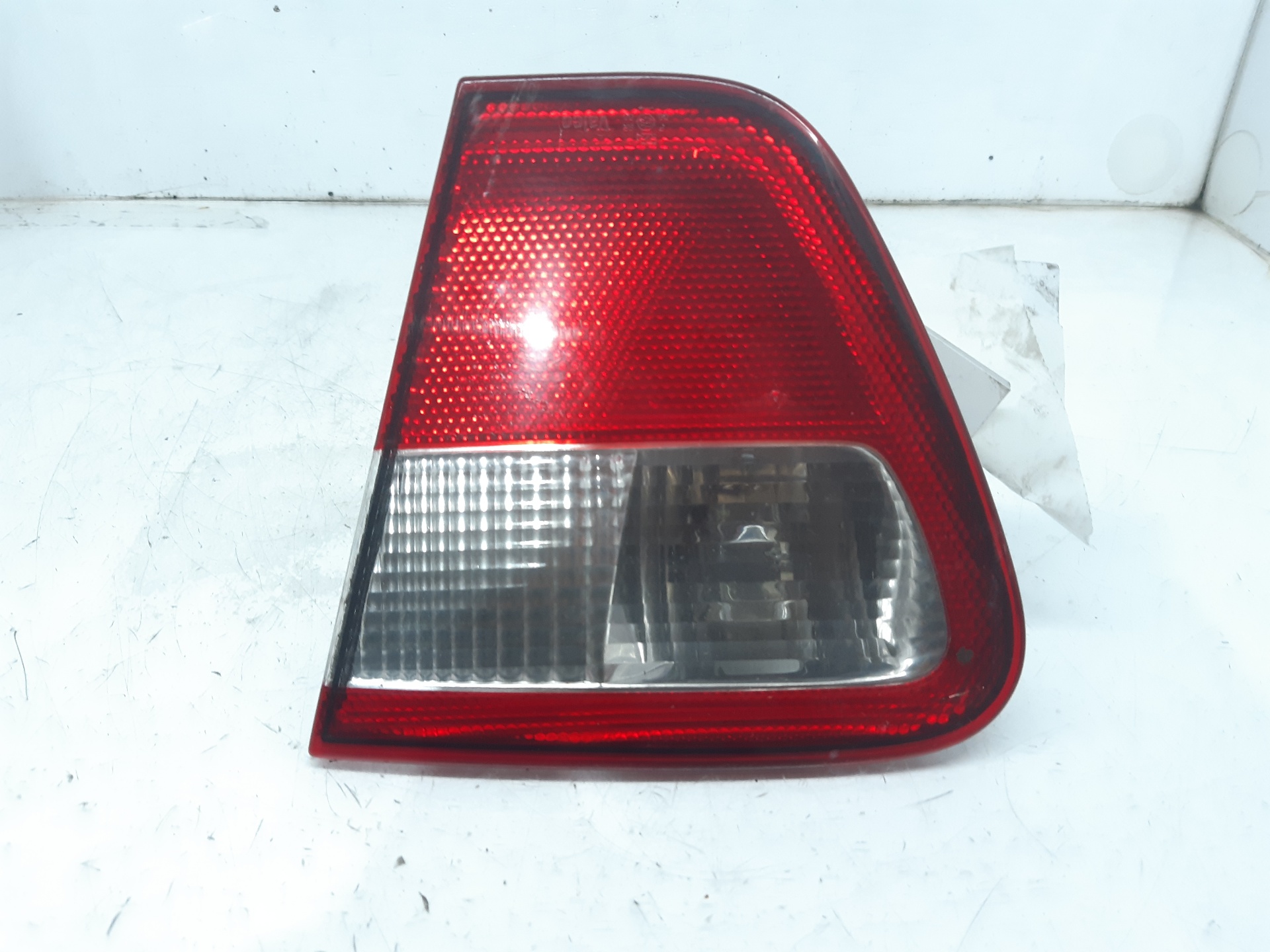 SEAT Cordoba 1 generation (1993-2003) Bakre höger bakljuslampa 6K5945092F 24128967